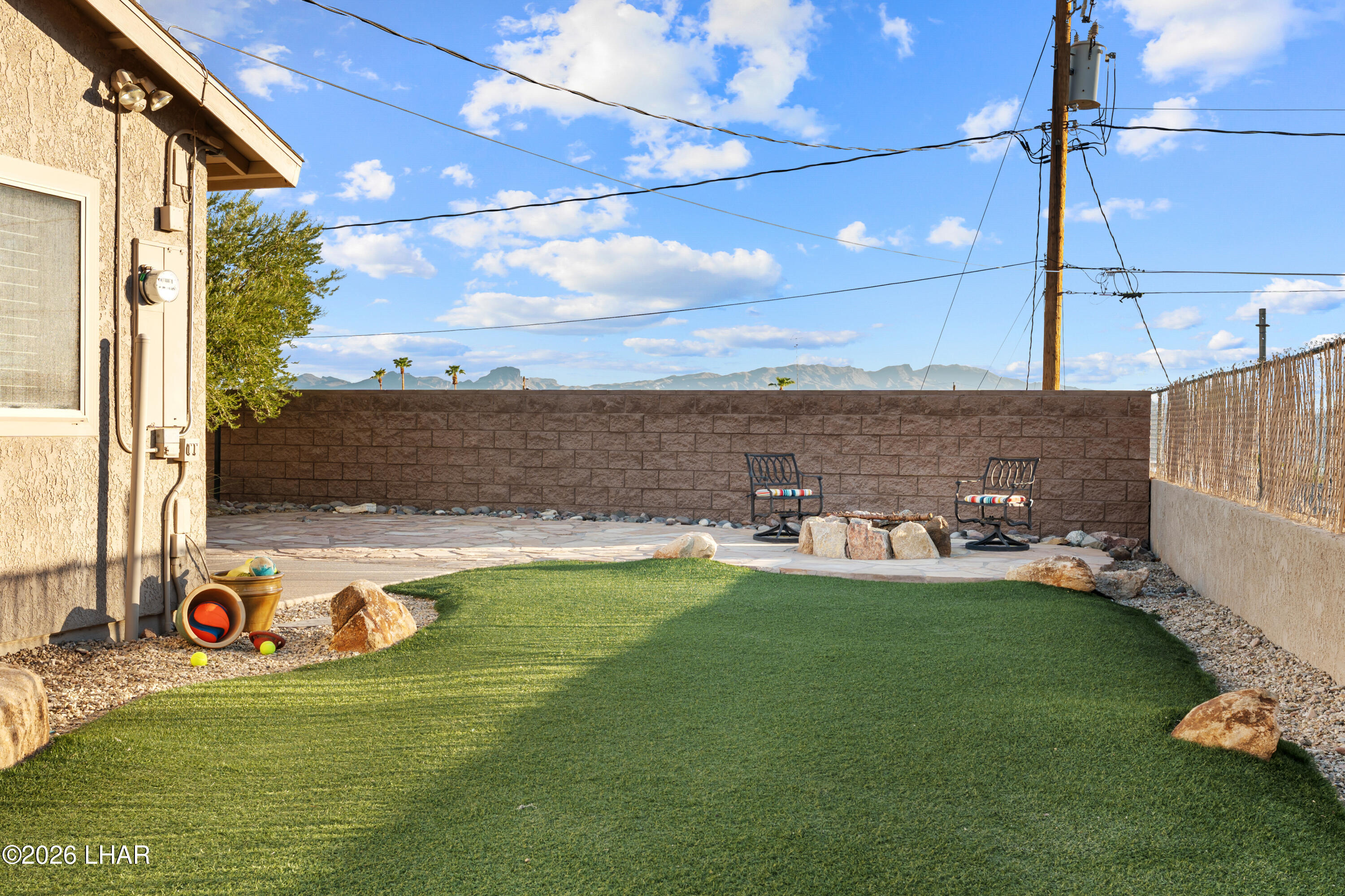 3235 Poppy Trail Pl