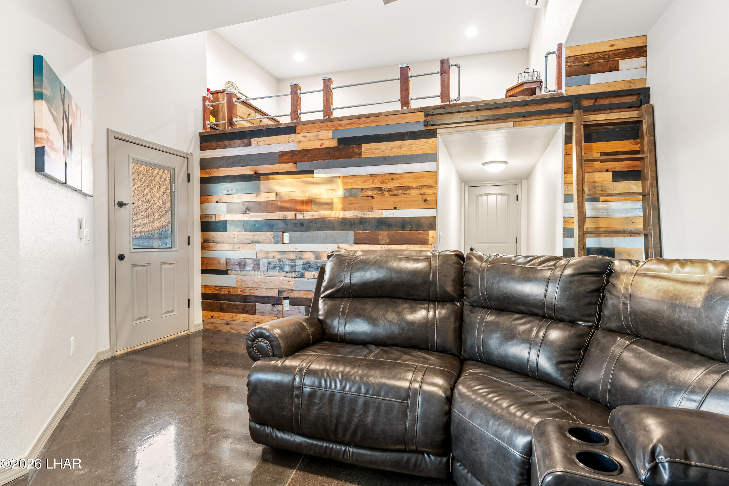 3235 Poppy Trail Pl