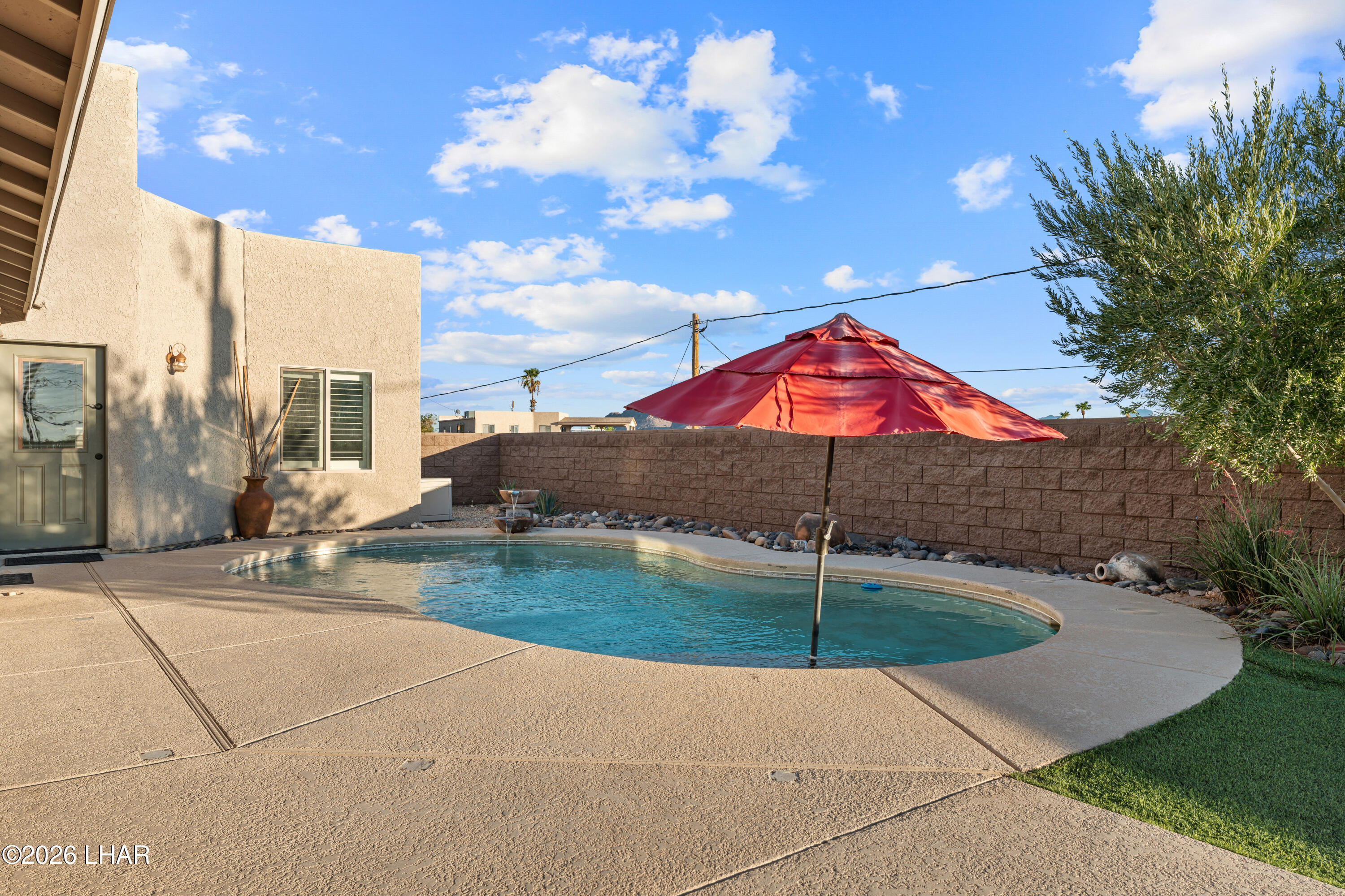 3235 Poppy Trail Pl