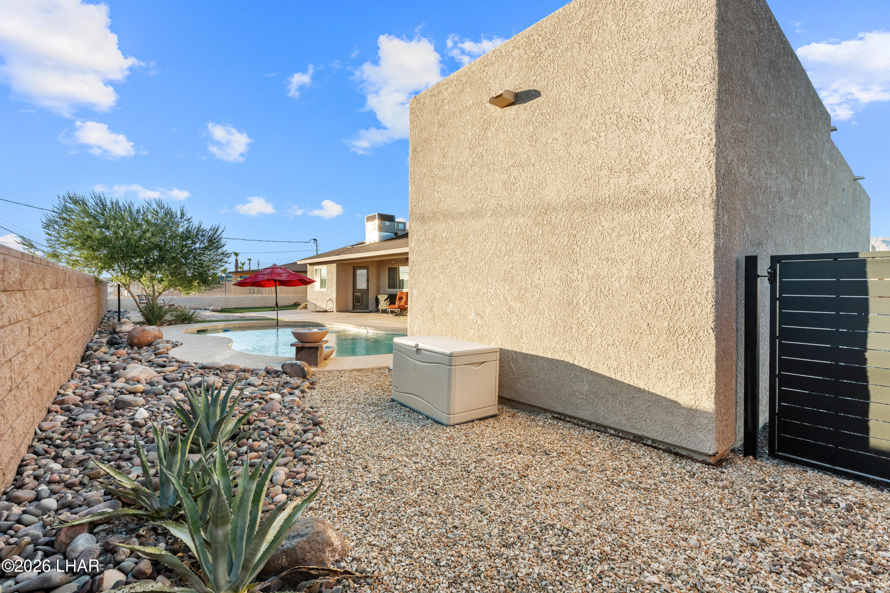 3235 Poppy Trail Pl