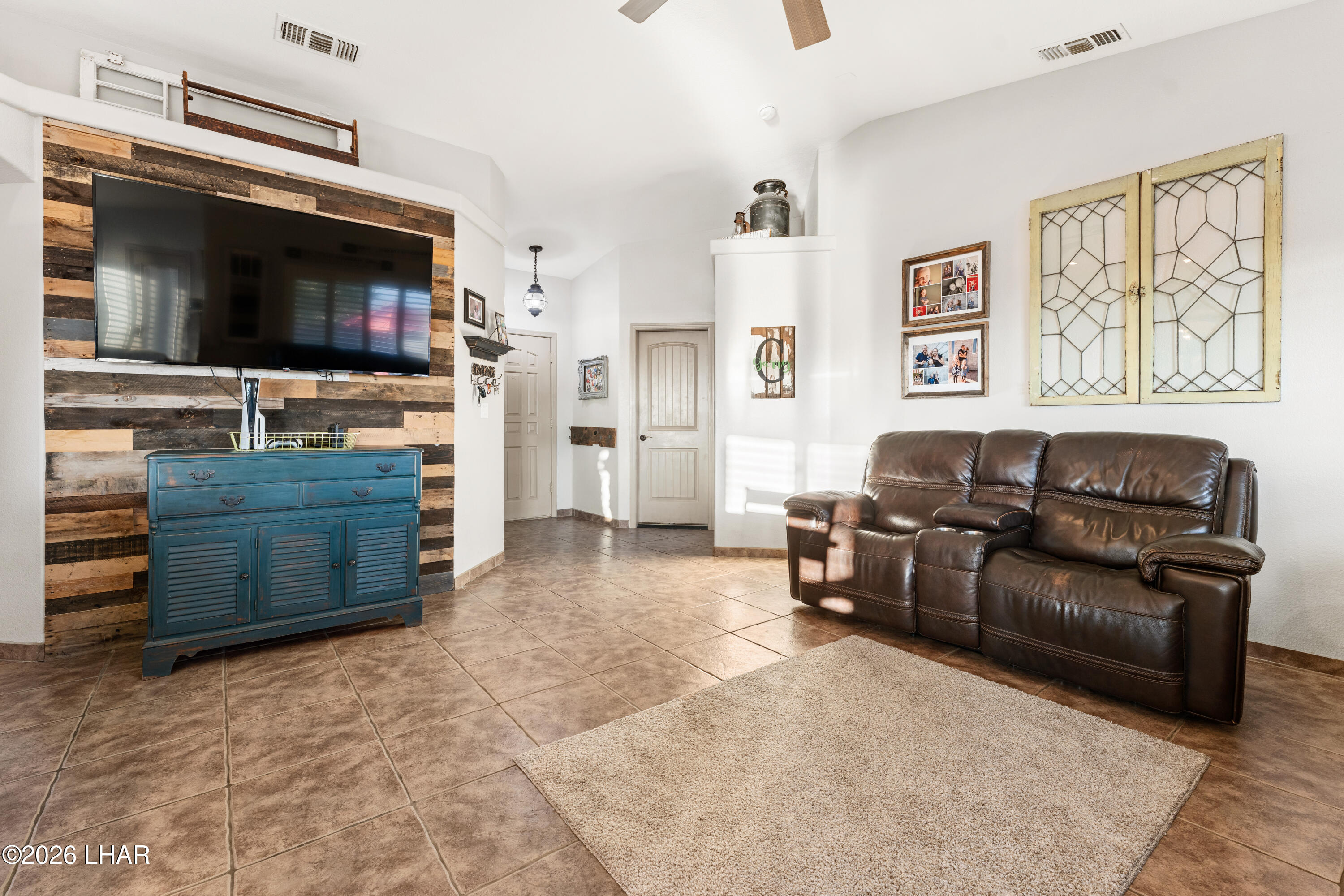 3235 Poppy Trail Pl