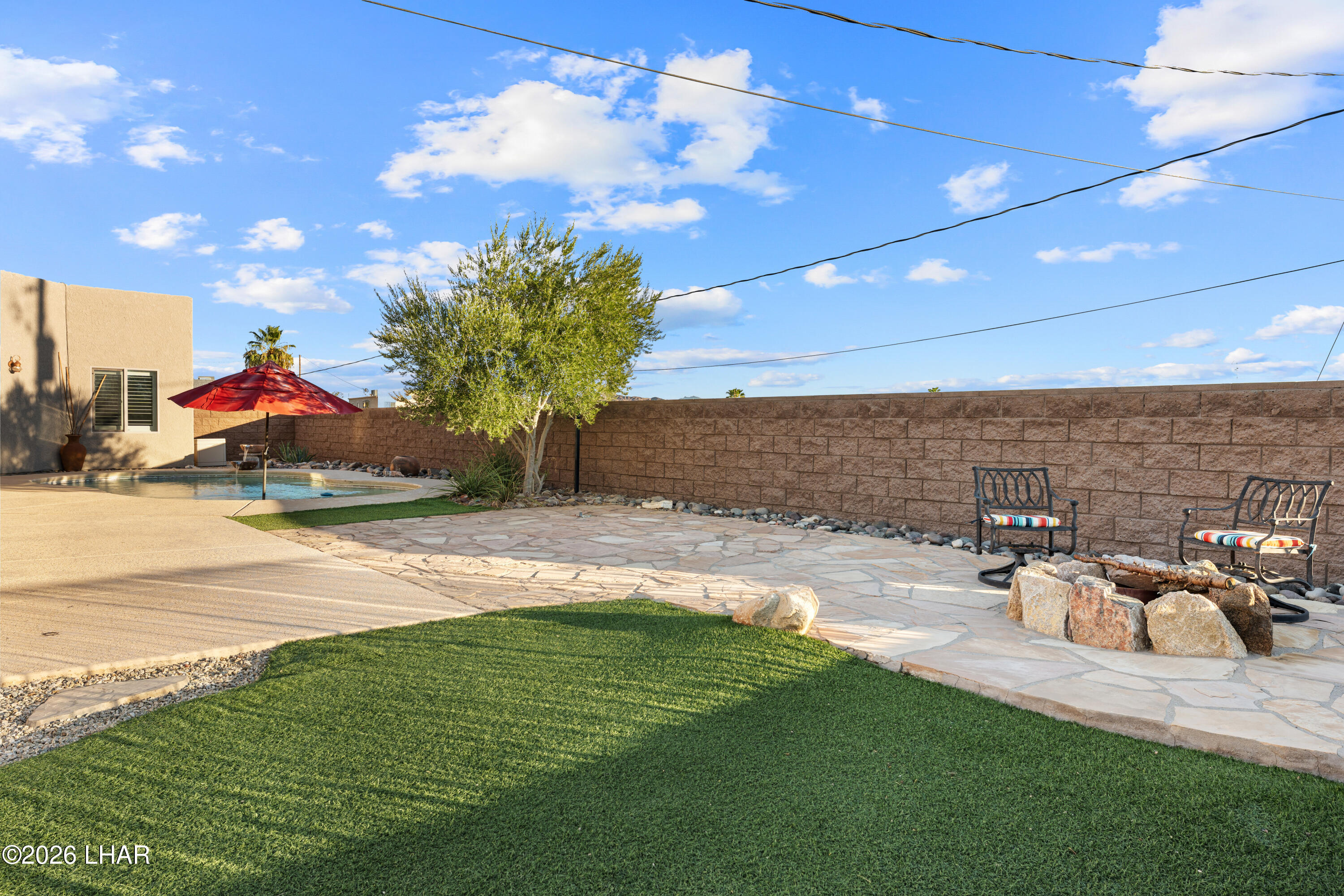 3235 Poppy Trail Pl