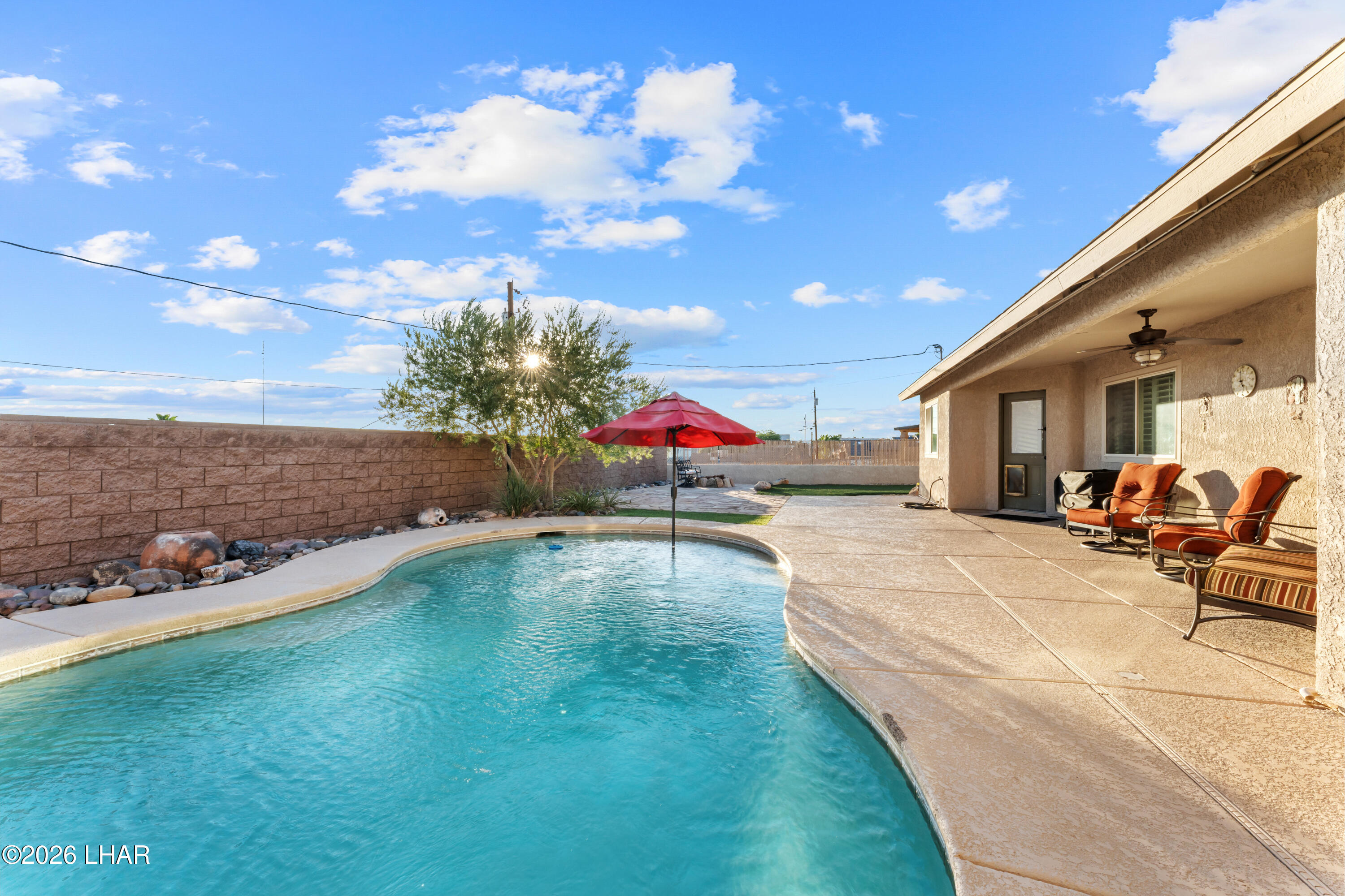 3235 Poppy Trail Pl