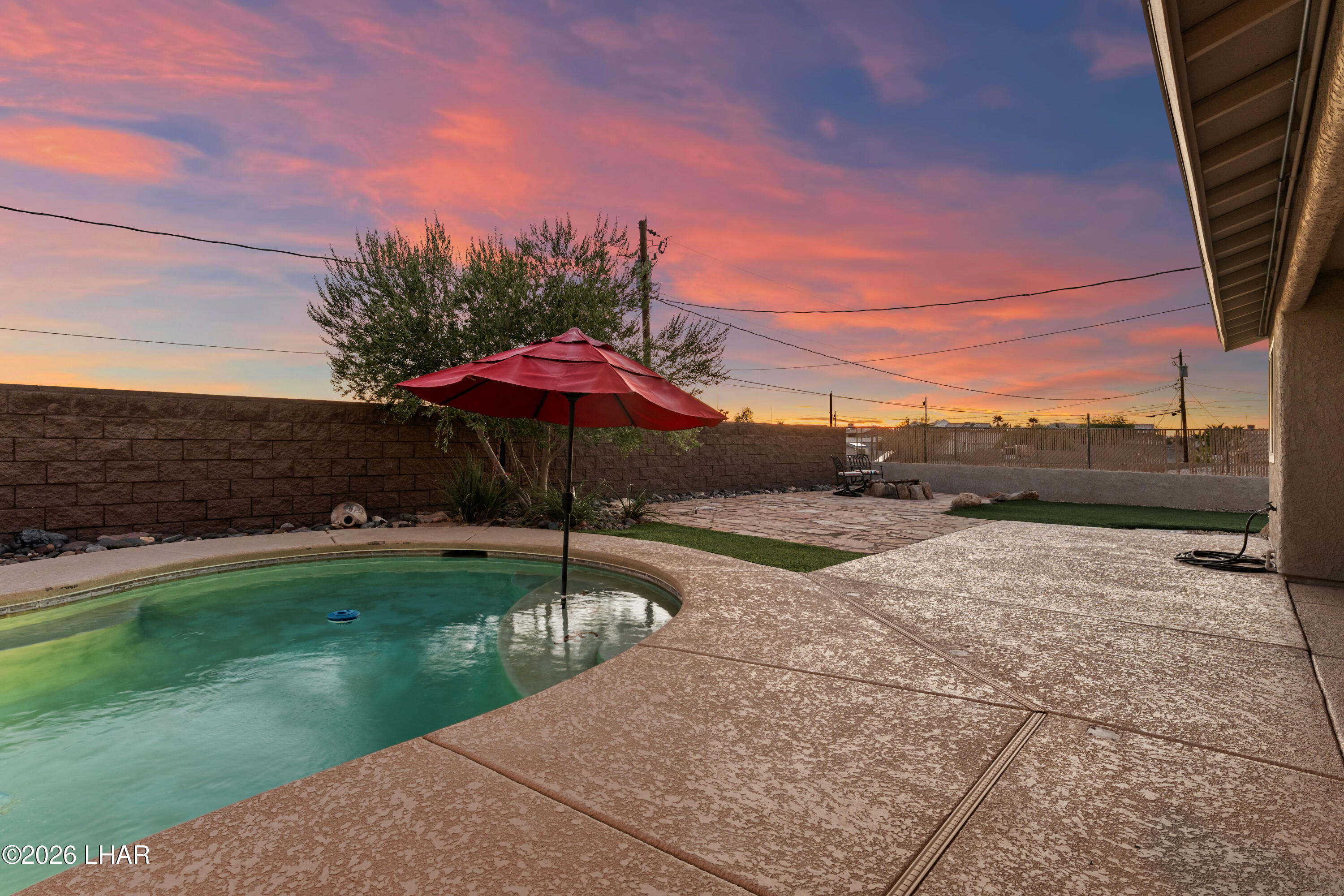 3235 Poppy Trail Pl