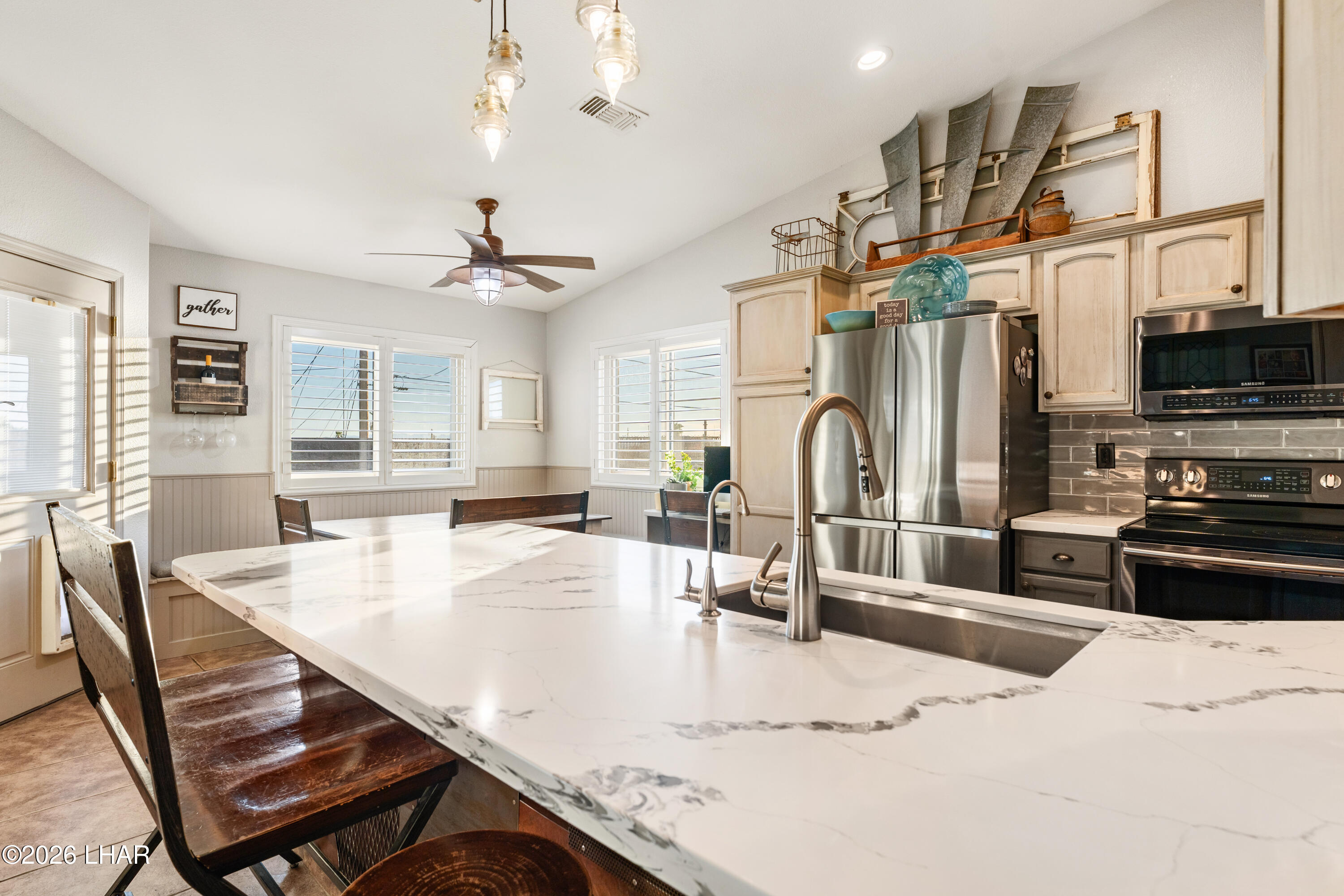 3235 Poppy Trail Pl