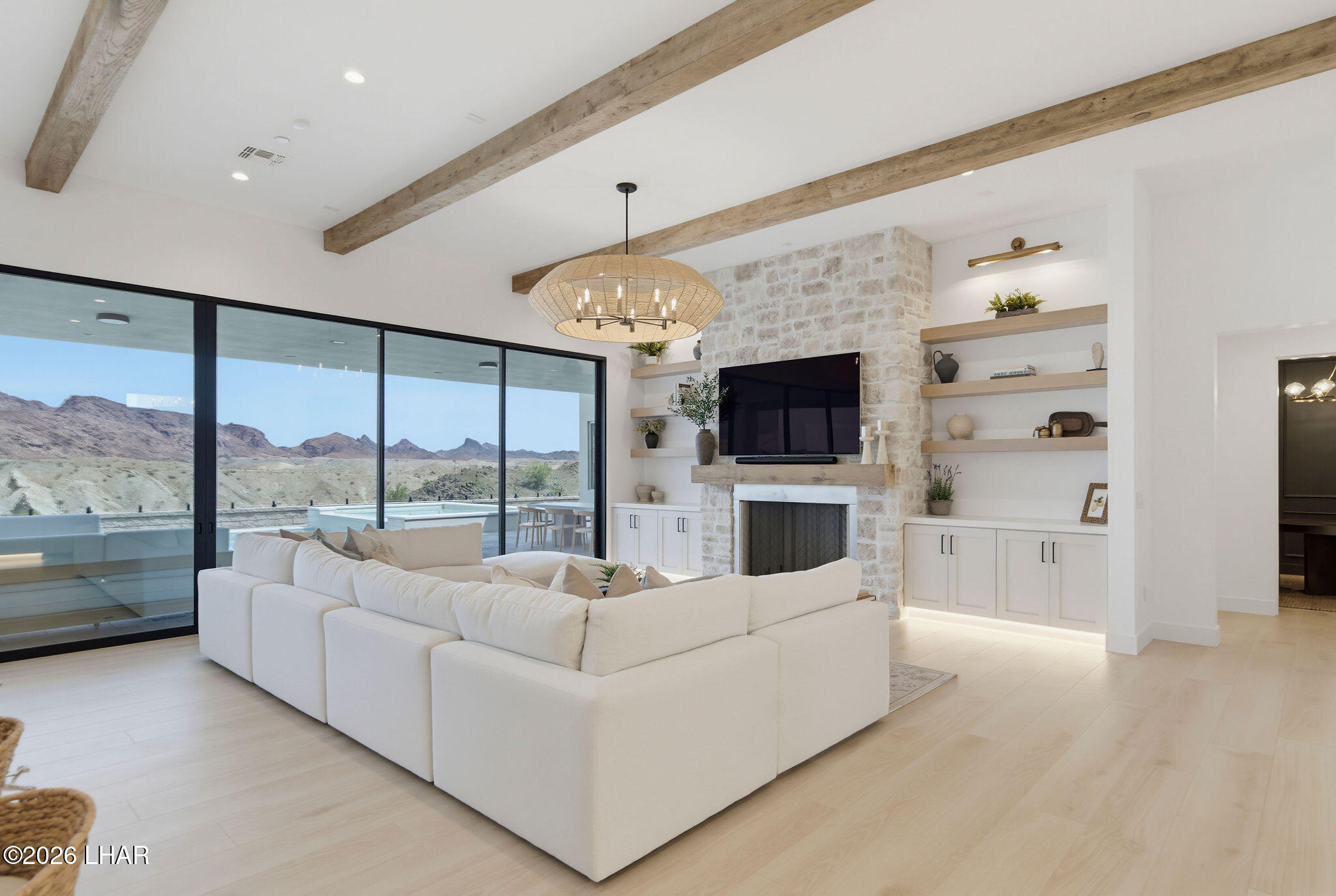 2562 Flat Irons Ln