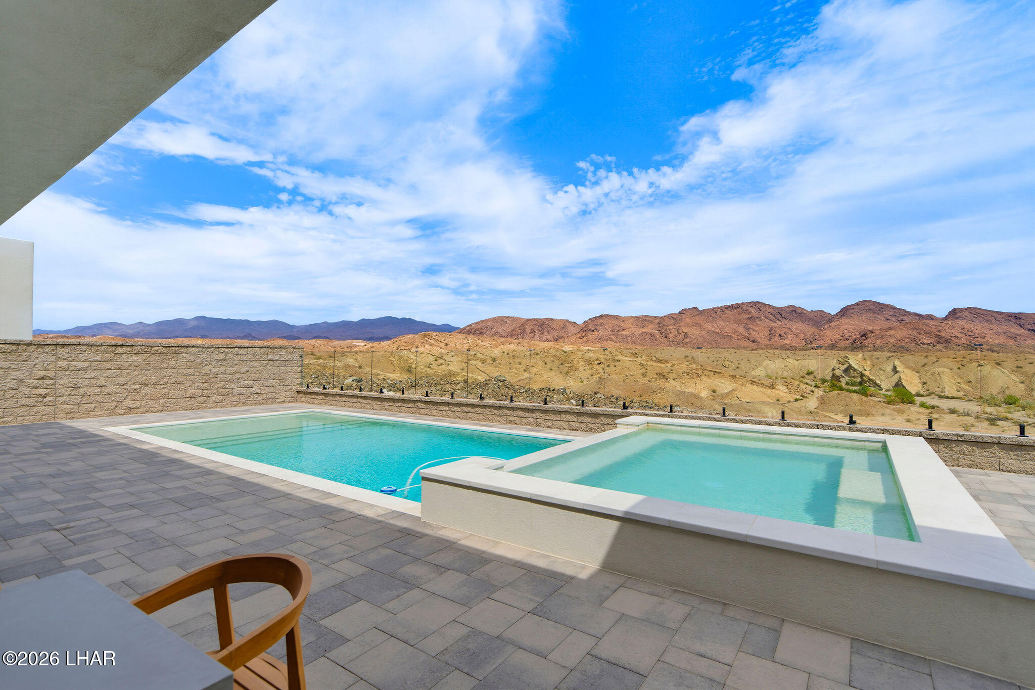 2562 Flat Irons Ln