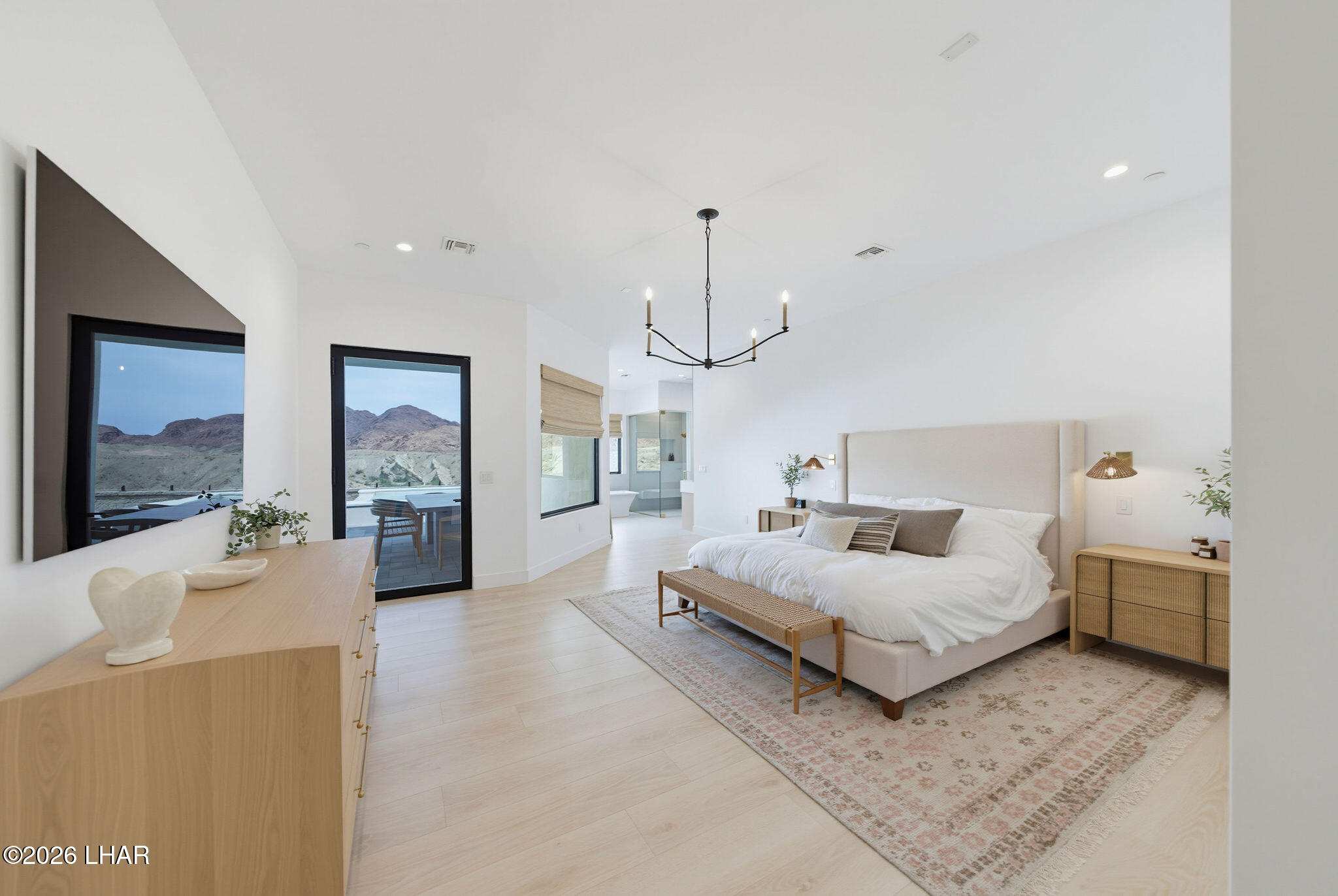 2562 Flat Irons Ln