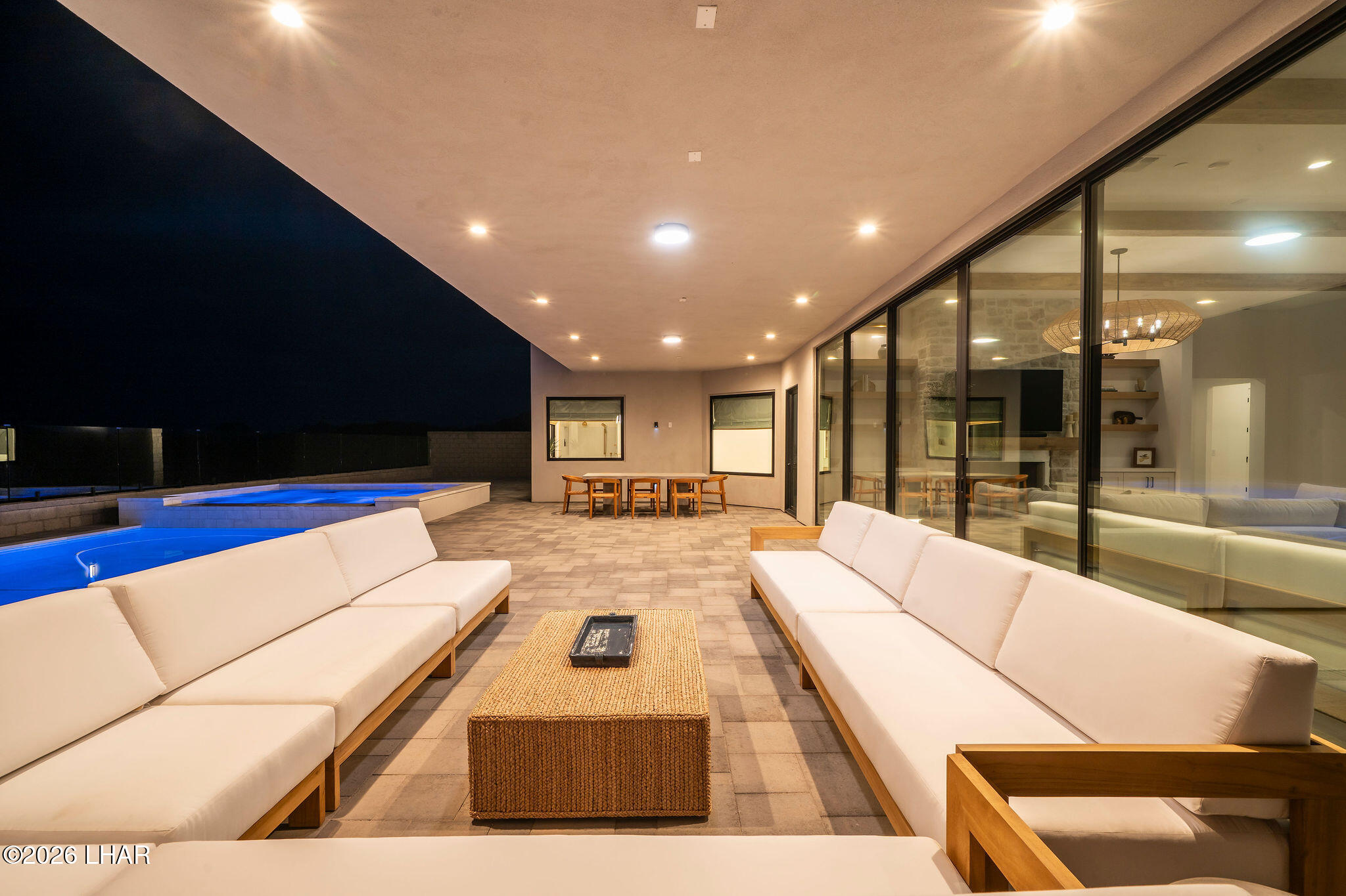 2562 Flat Irons Ln