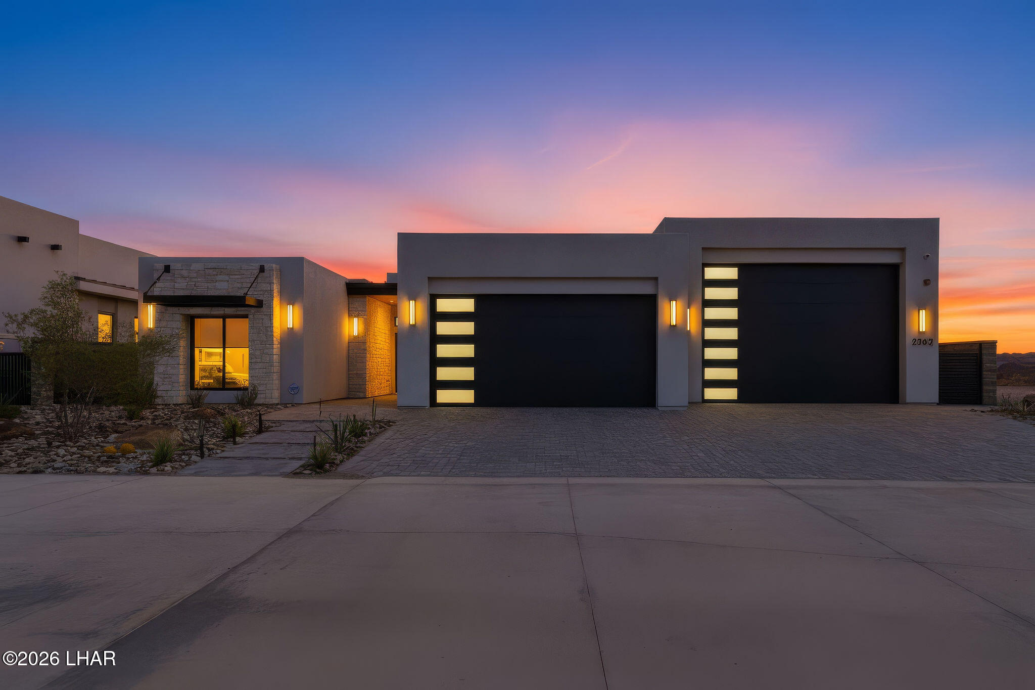 2562 Flat Irons Ln