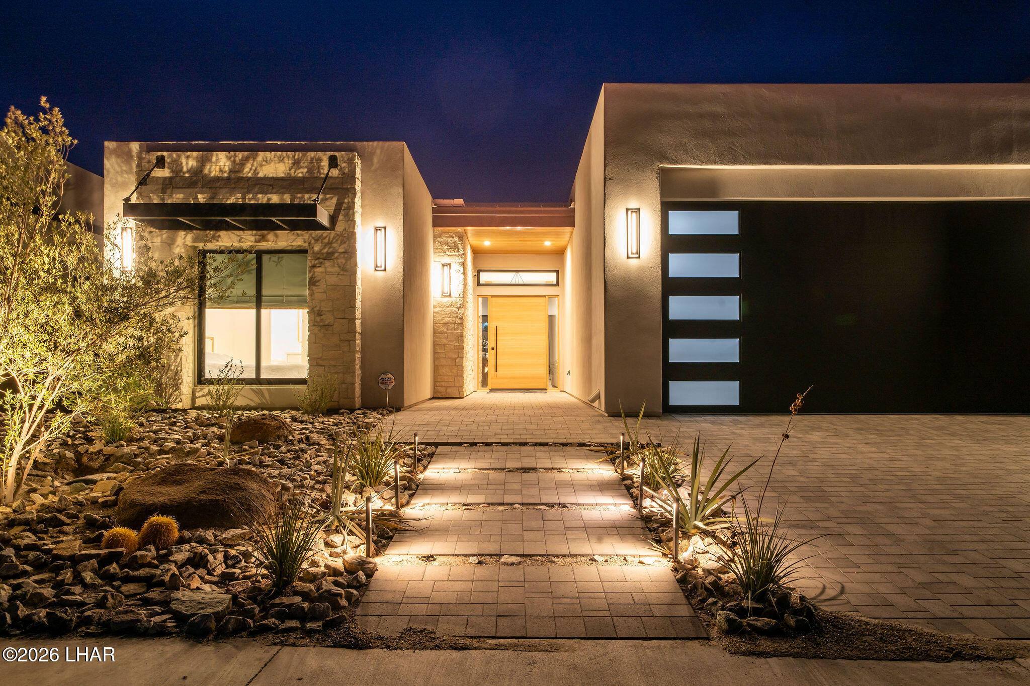 2562 Flat Irons Ln