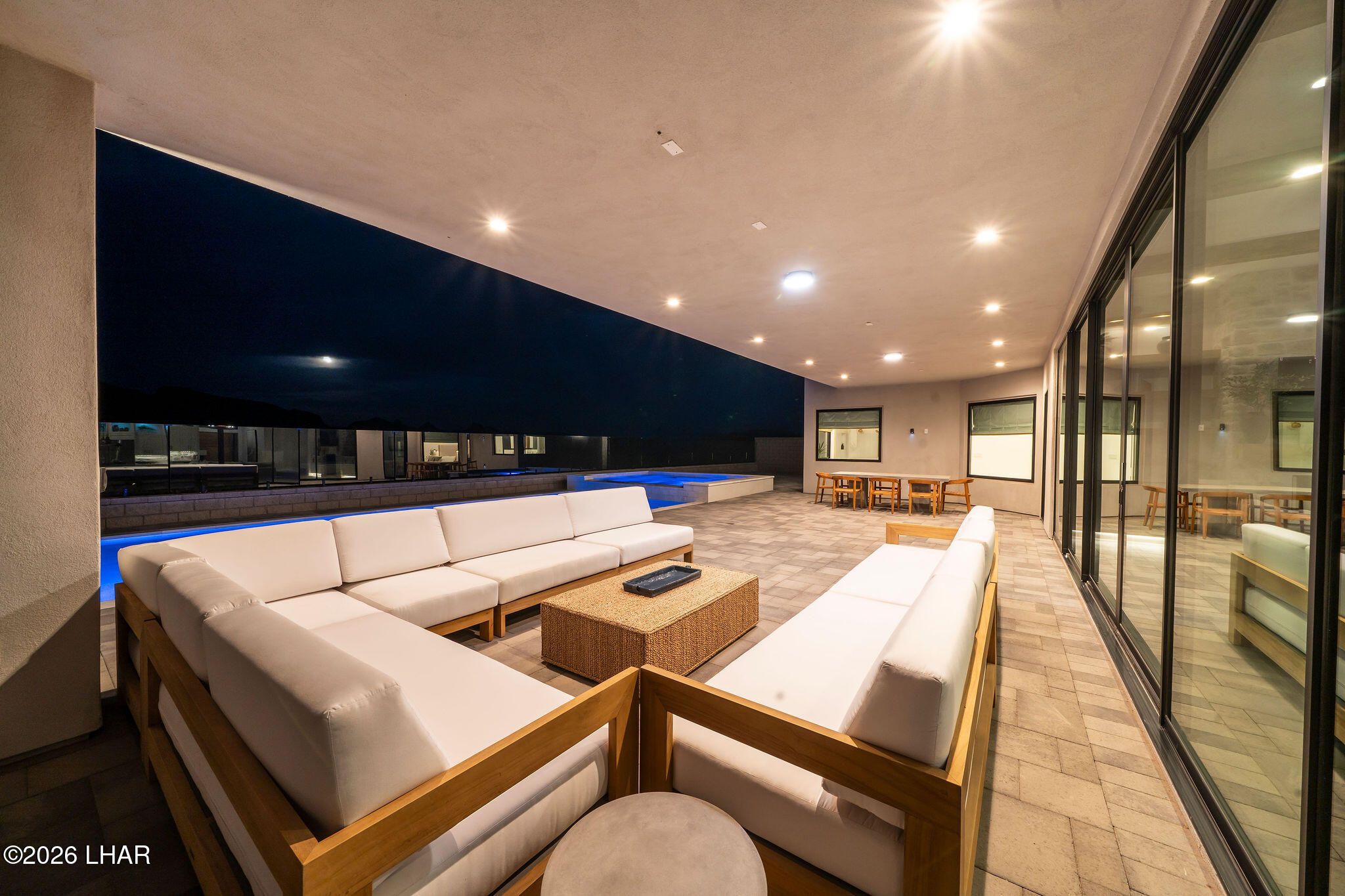 2562 Flat Irons Ln