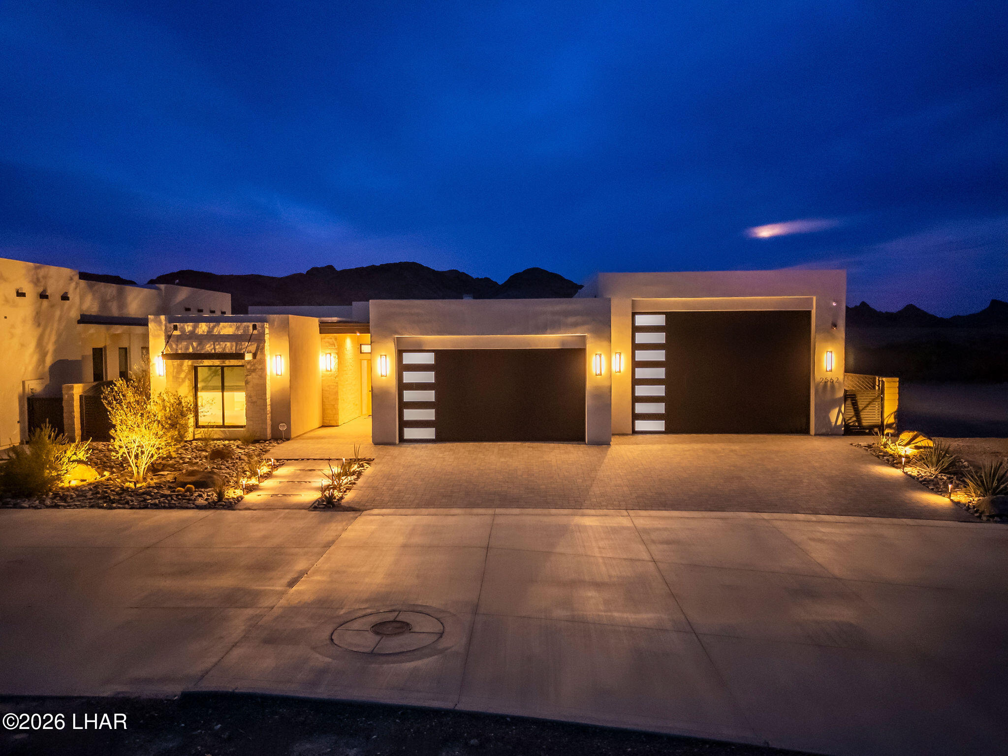 2562 Flat Irons Ln