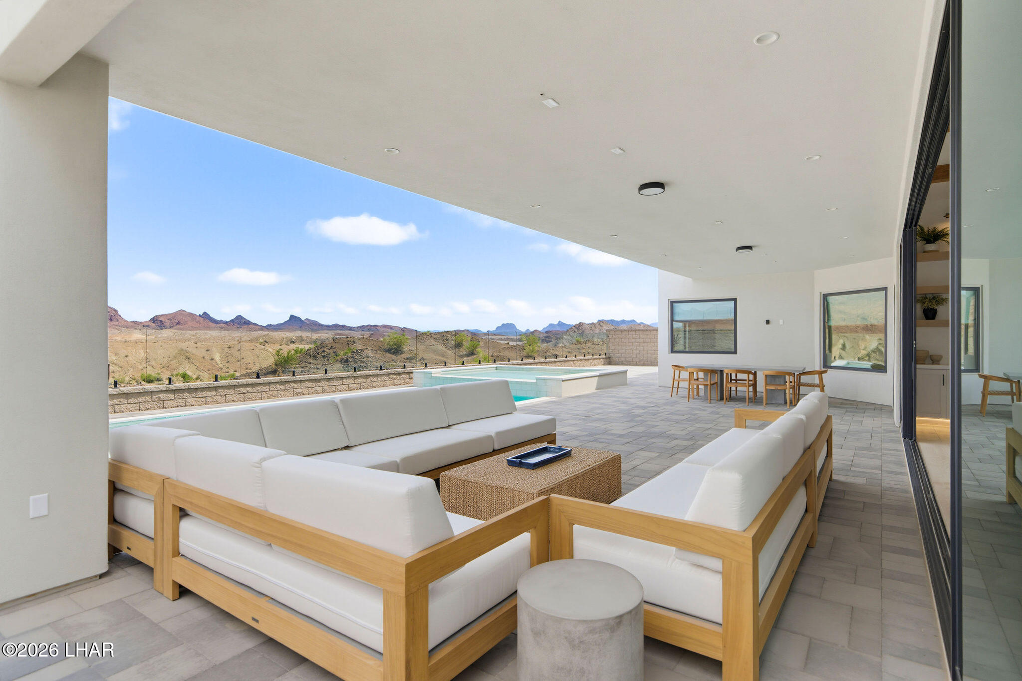 2562 Flat Irons Ln