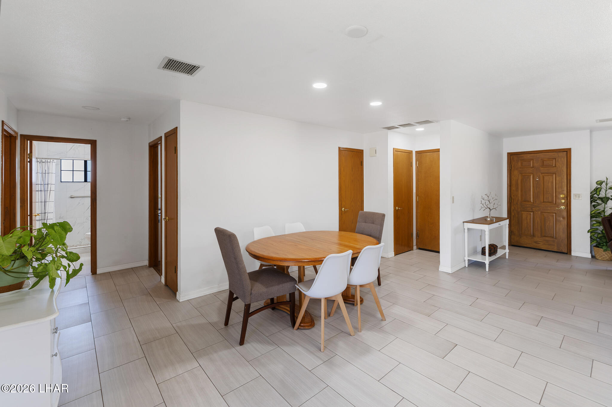3800 Monterey Dr