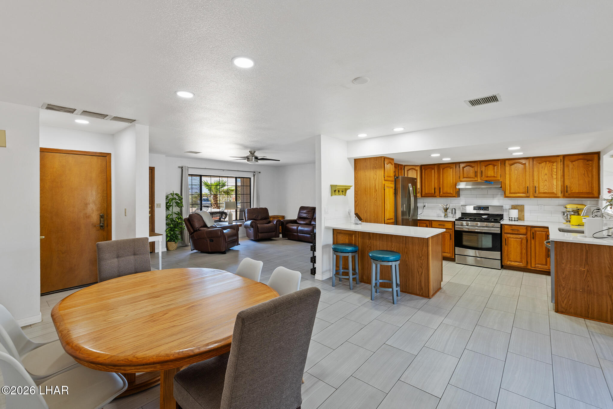 3800 Monterey Dr