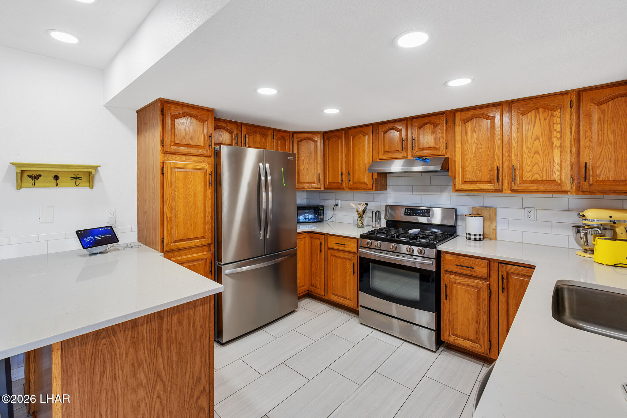 3800 Monterey Dr