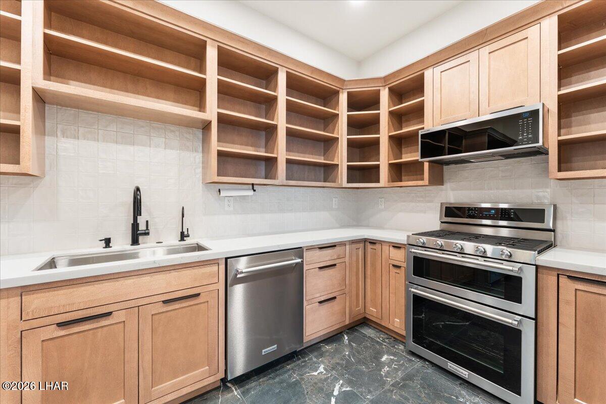 613 S Sunset Ridge Ave