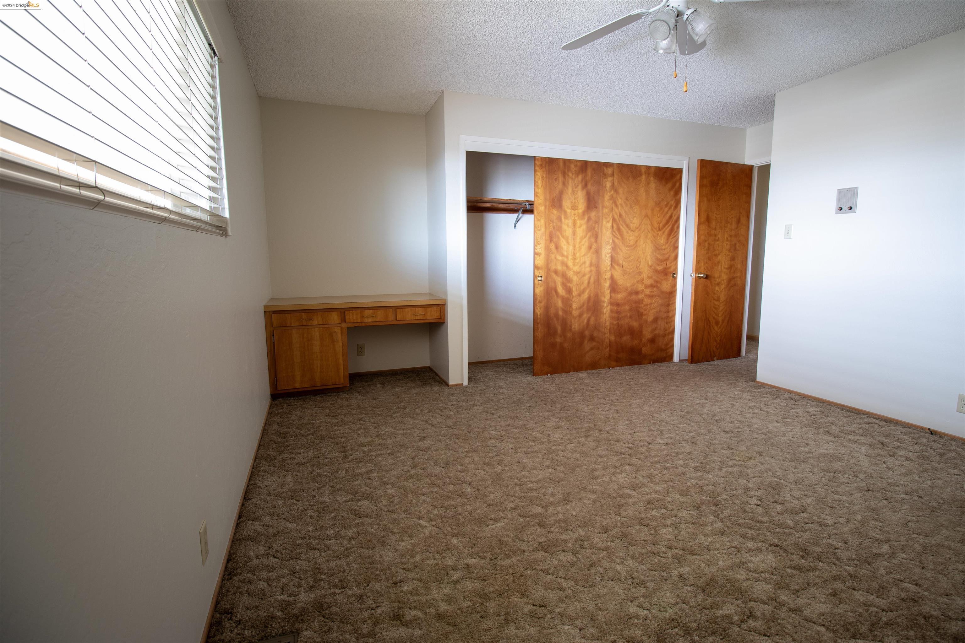 913 Elm Dr