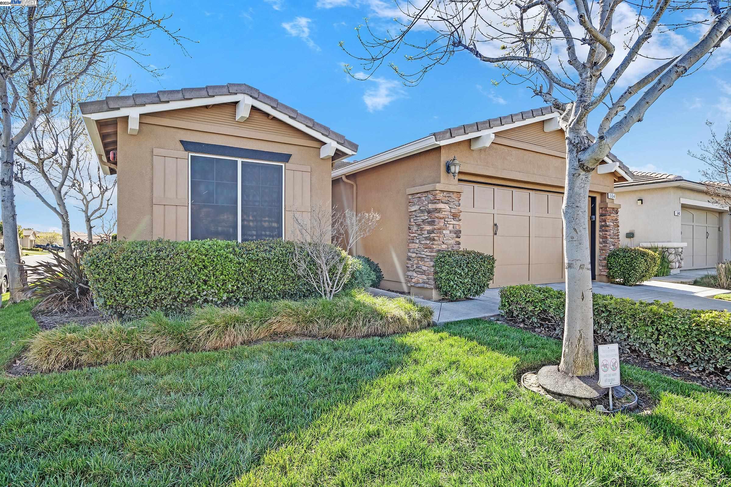 554 Anglebrook
