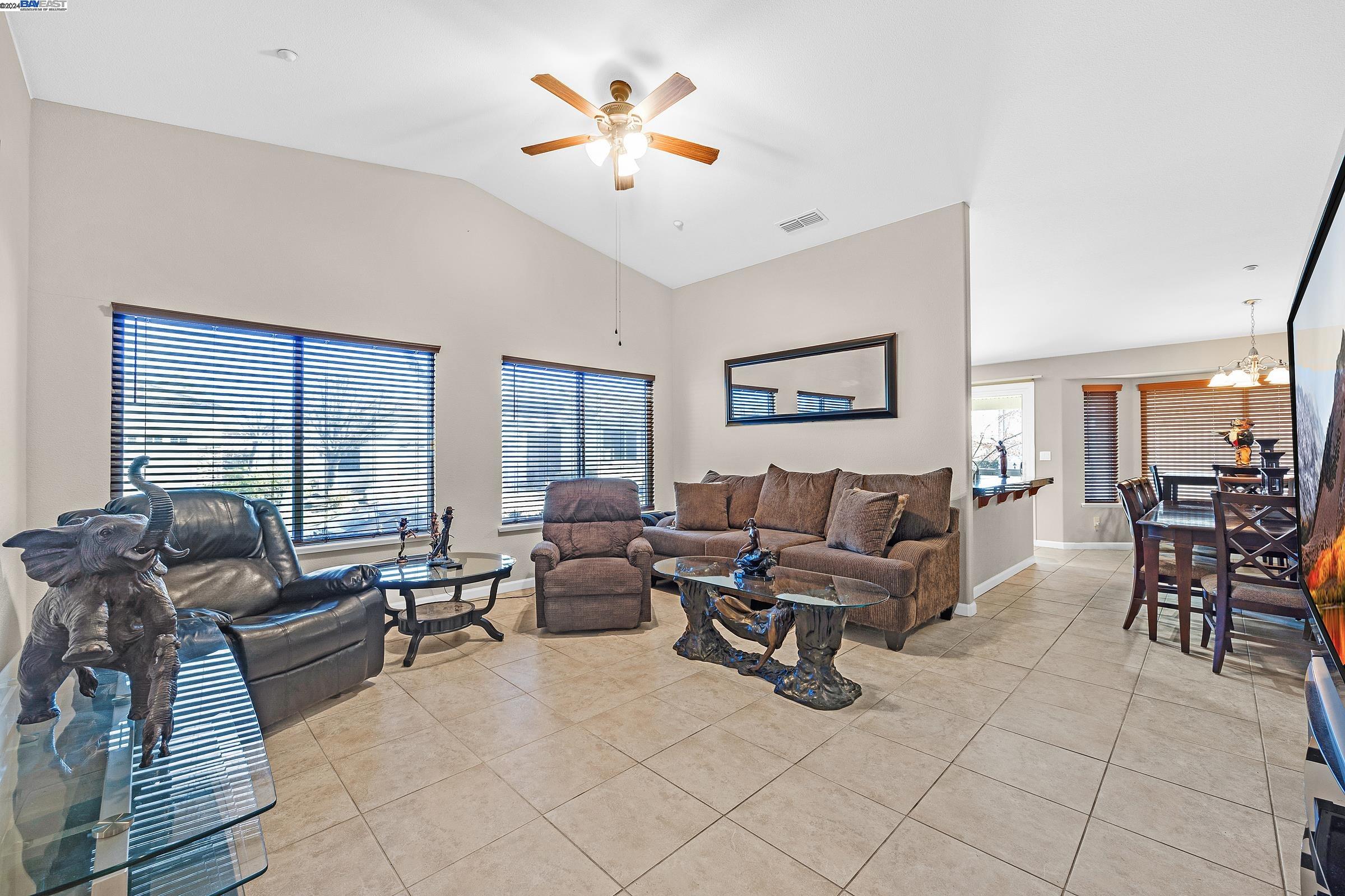 554 Anglebrook