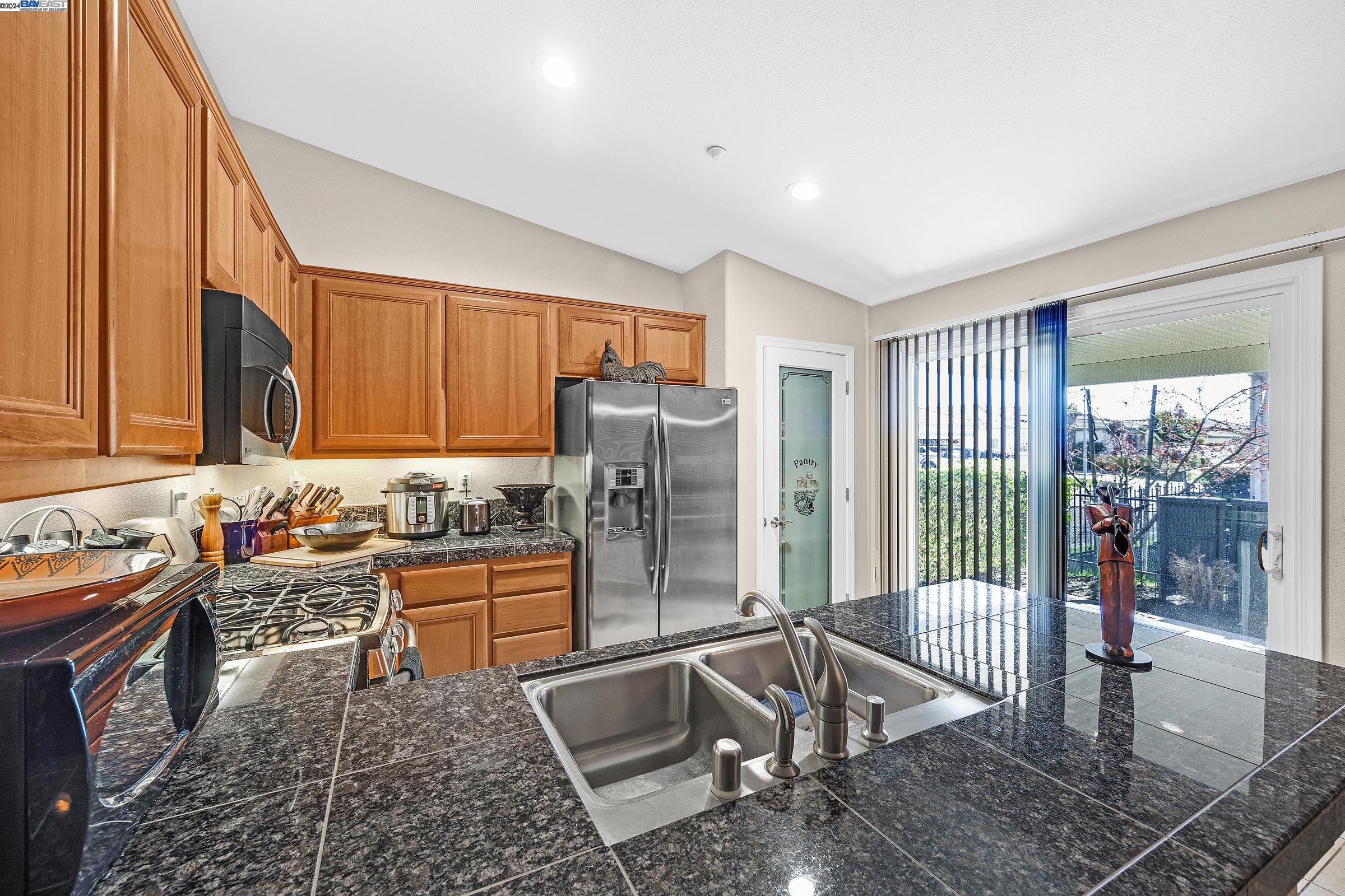554 Anglebrook