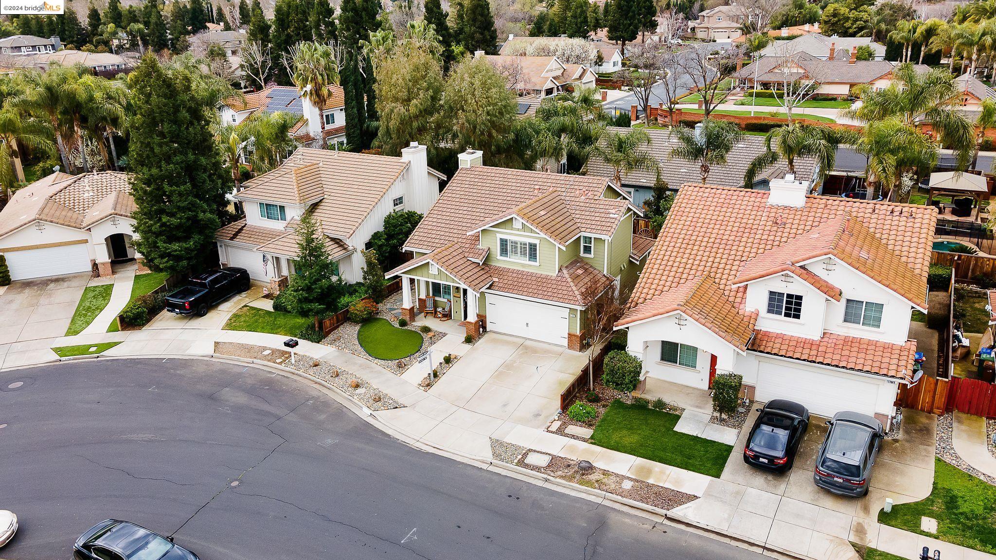 1792 Corte Vista St