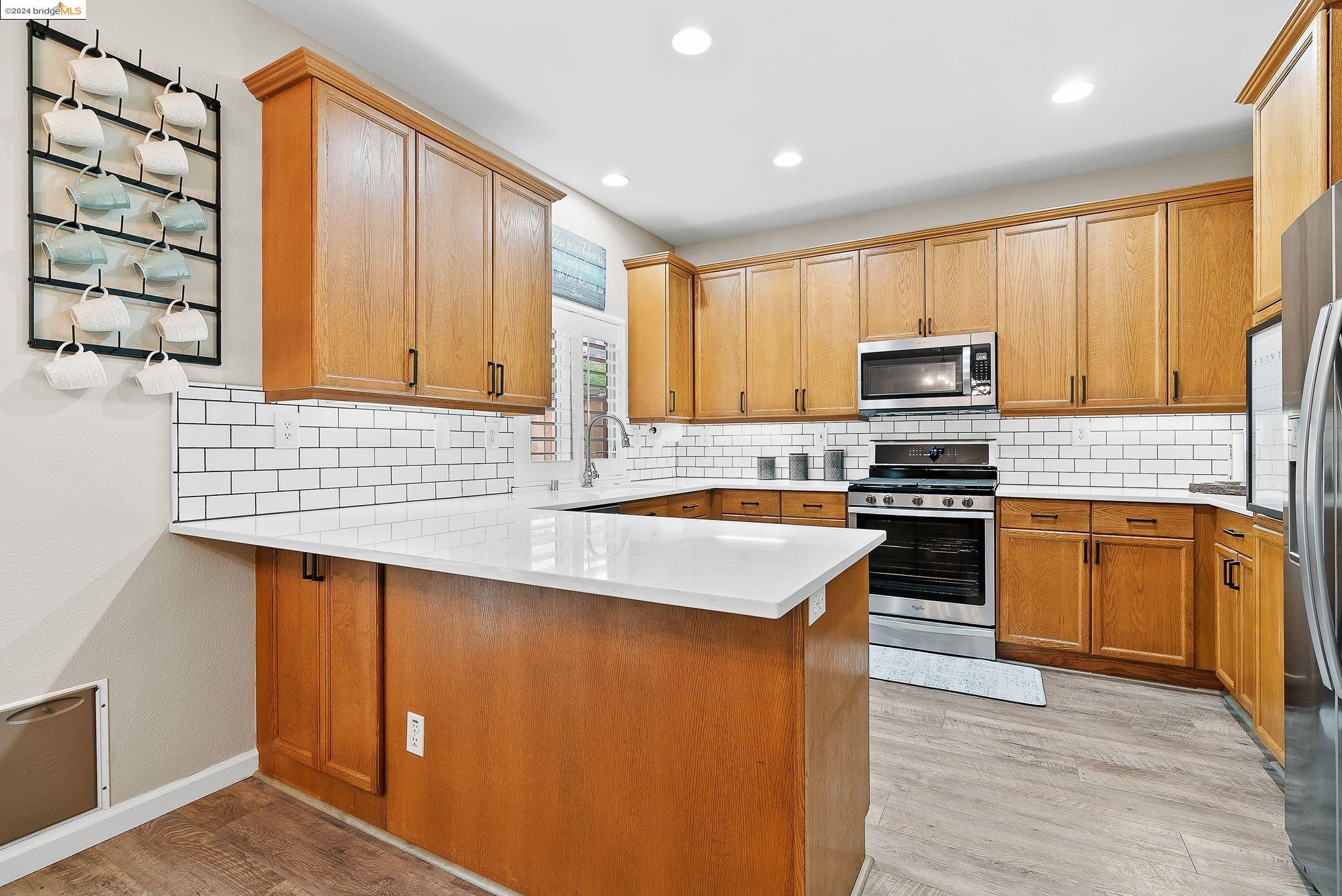 1792 Corte Vista St