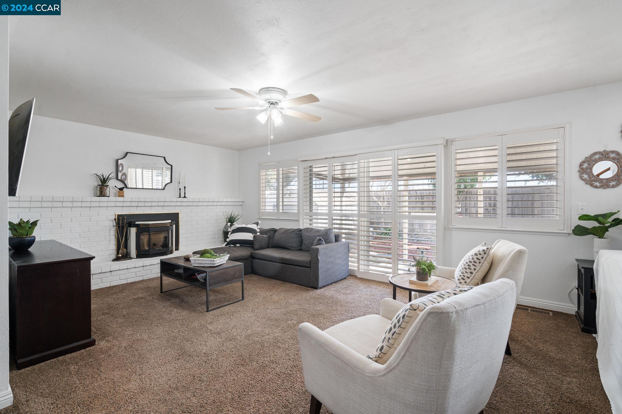 1960 Calaveras Cir