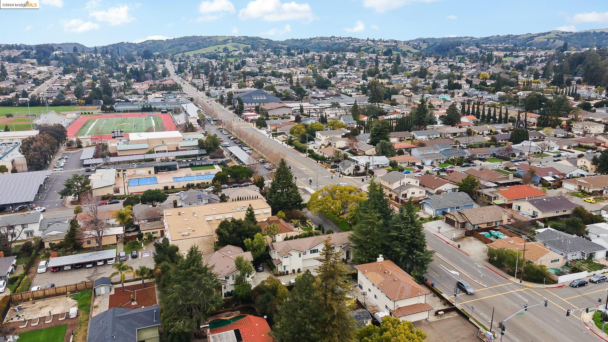 19705 Redwood Rd