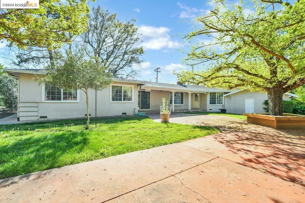 2036 San Miguel Dr