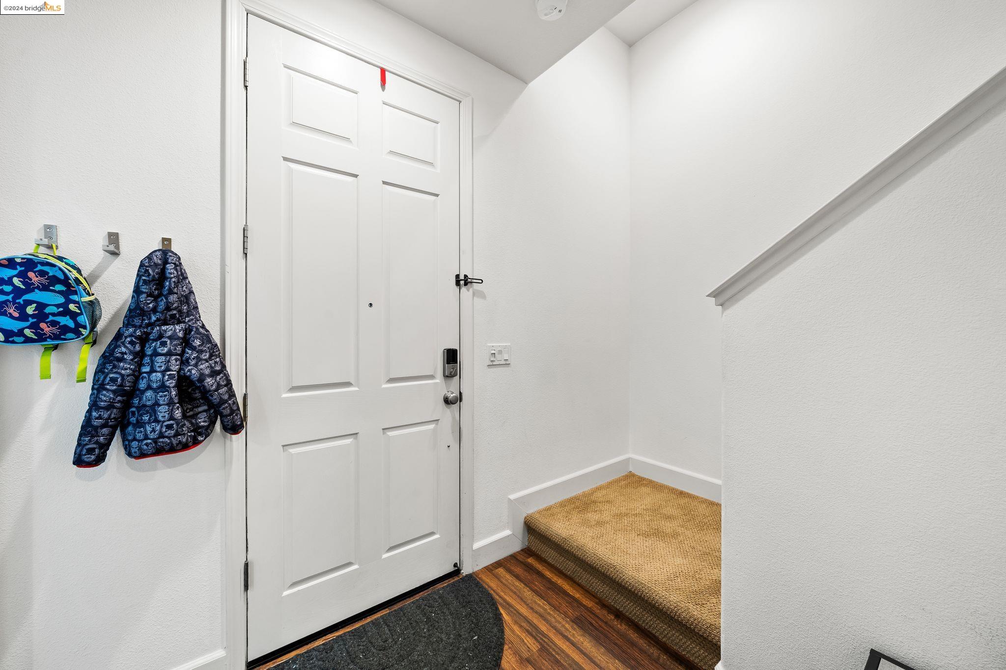 253 Sullivan Way