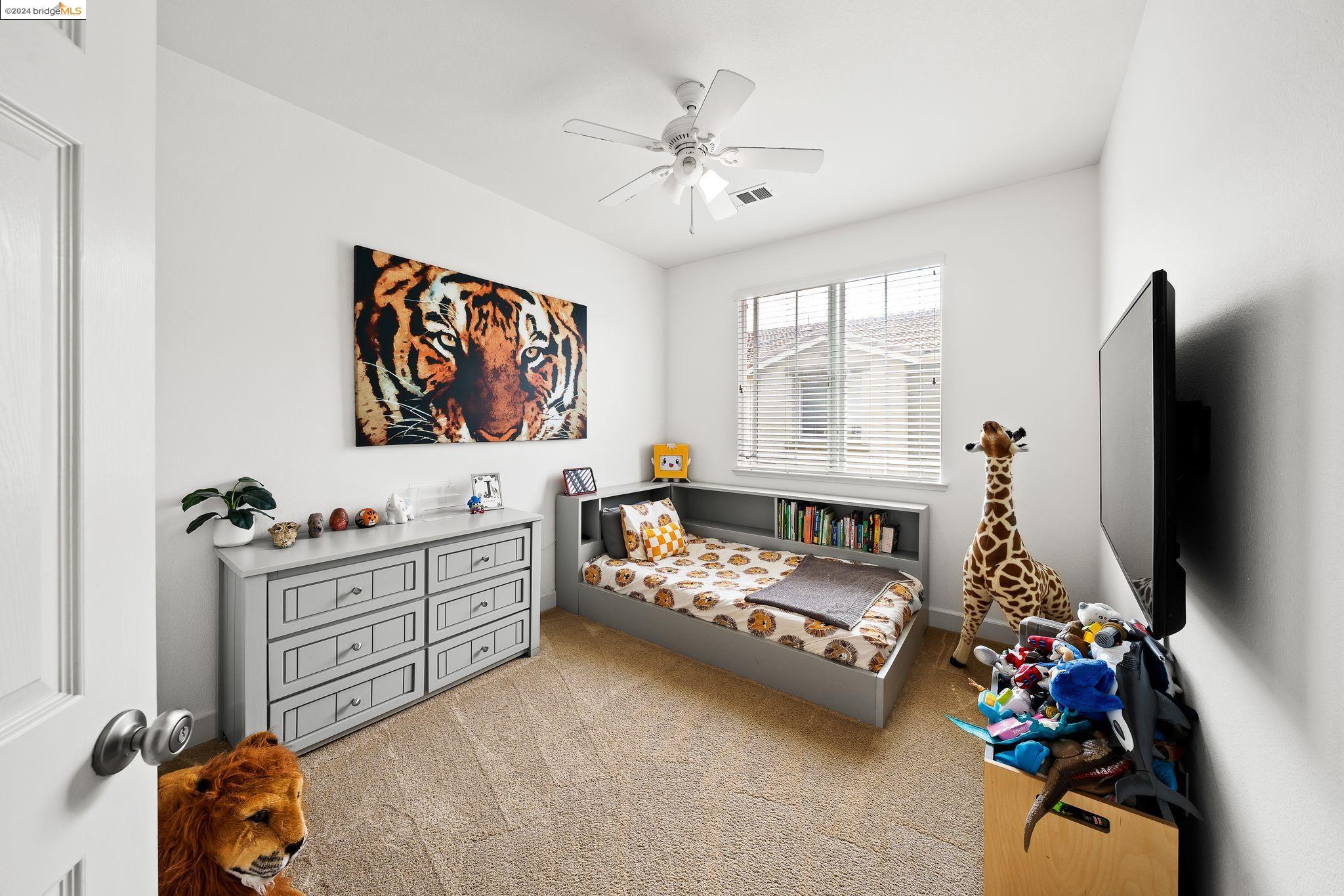 253 Sullivan Way