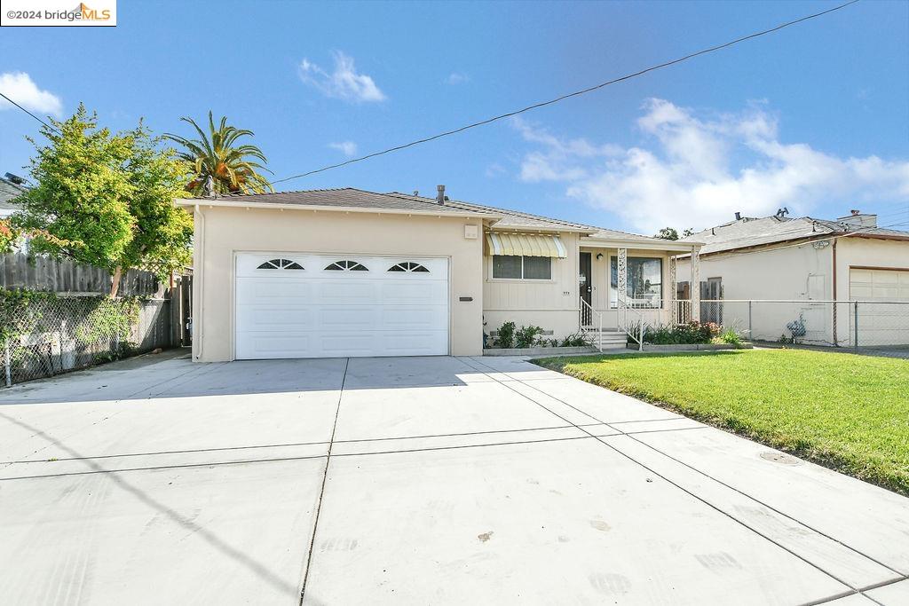 428 Wisteria Dr