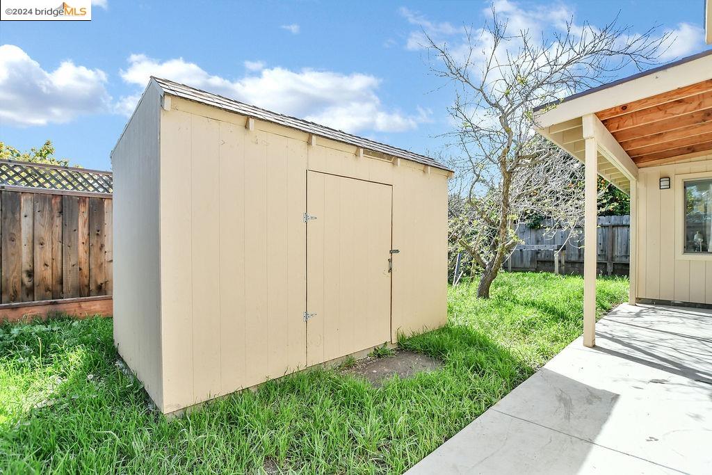 428 Wisteria Dr