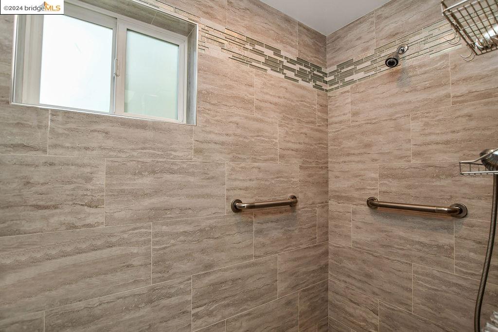 428 Wisteria Dr
