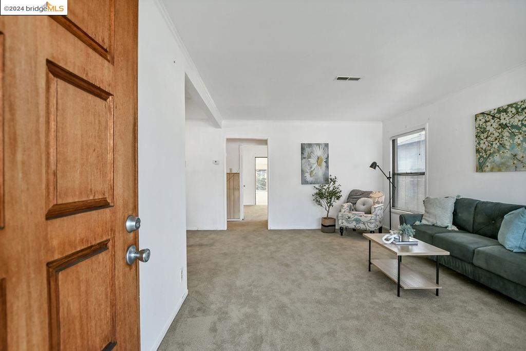 428 Wisteria Dr