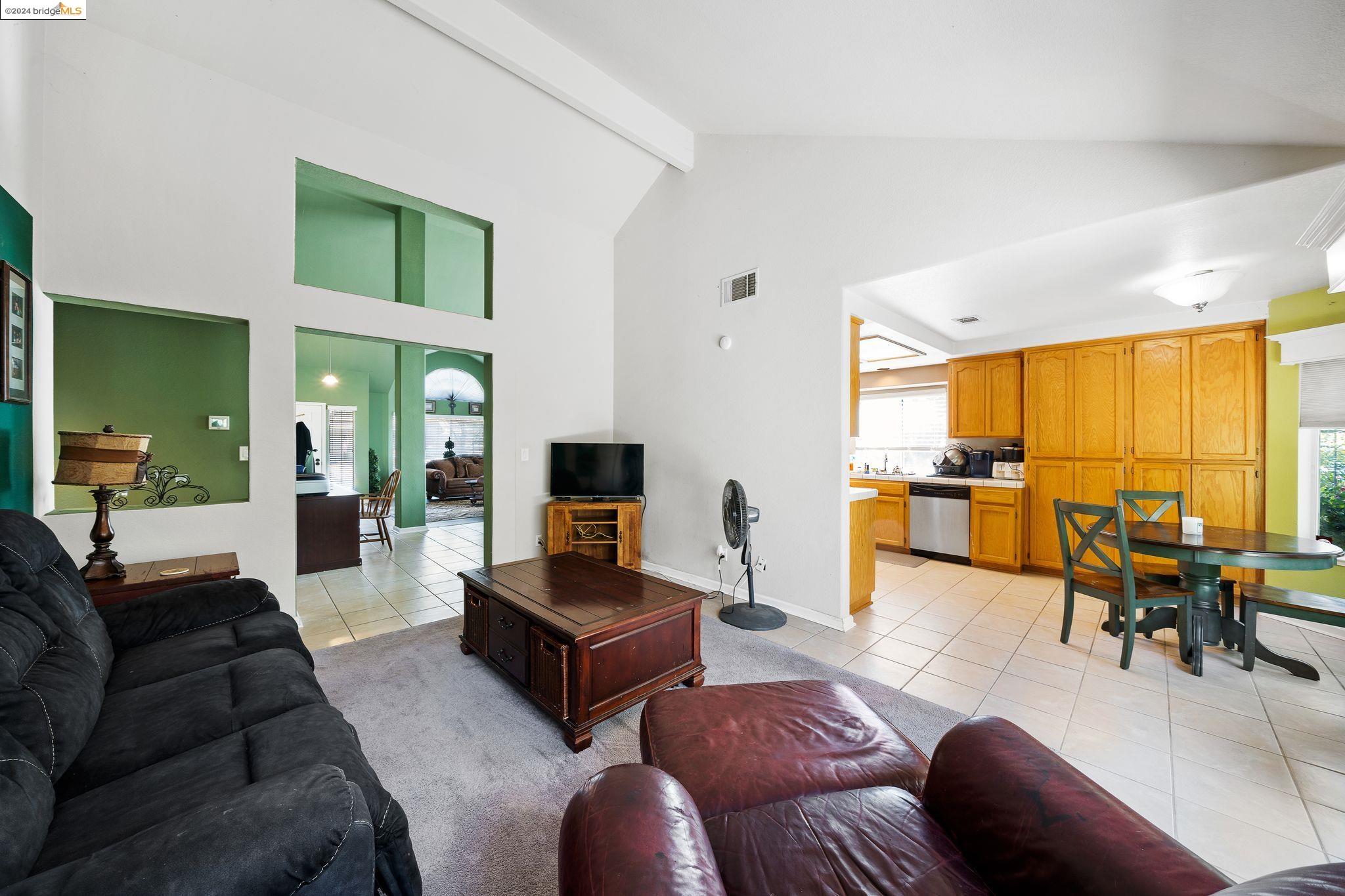 4444 Rock Island Dr