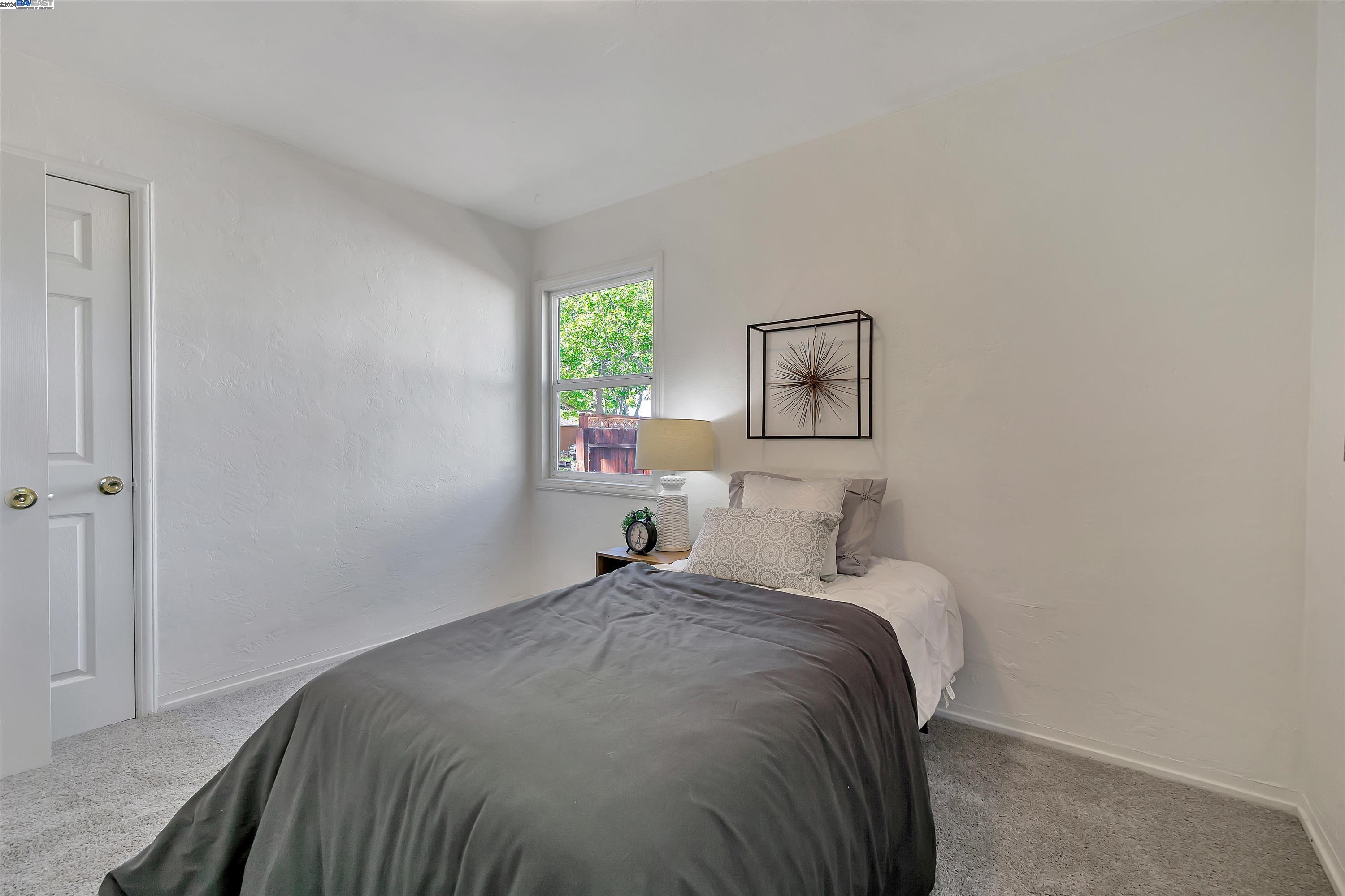 159 Victory Ave