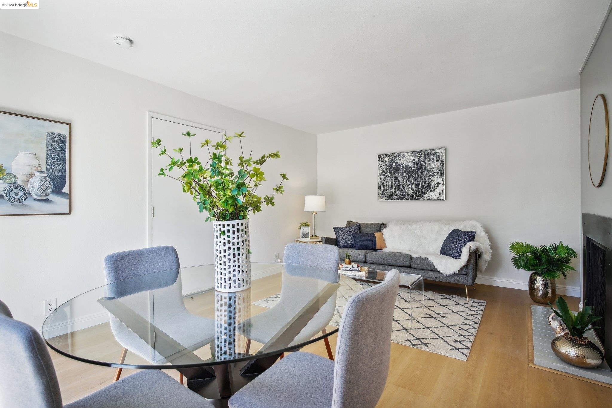 260 Chilpancingo Pkwy # 25