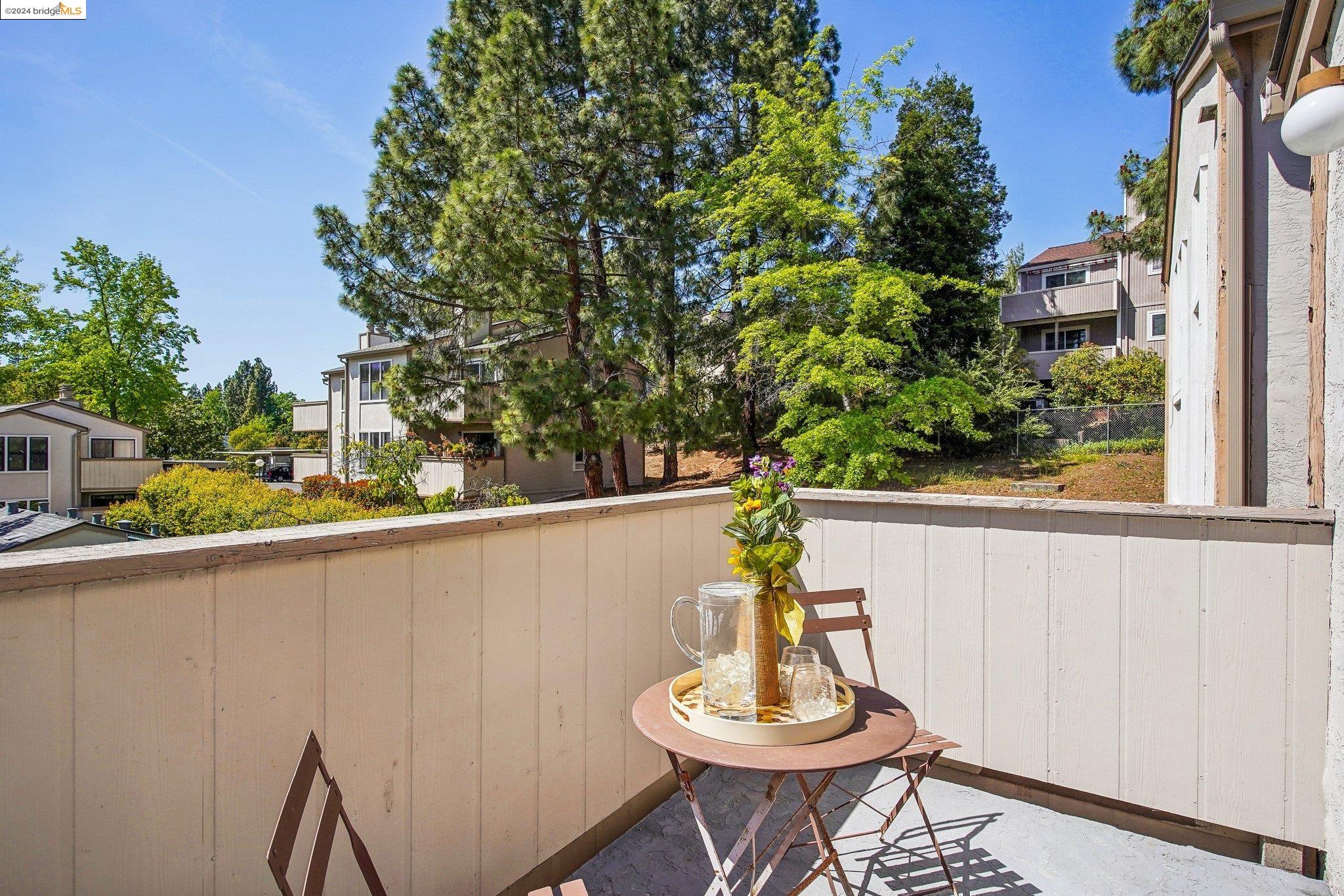 260 Chilpancingo Pkwy # 25
