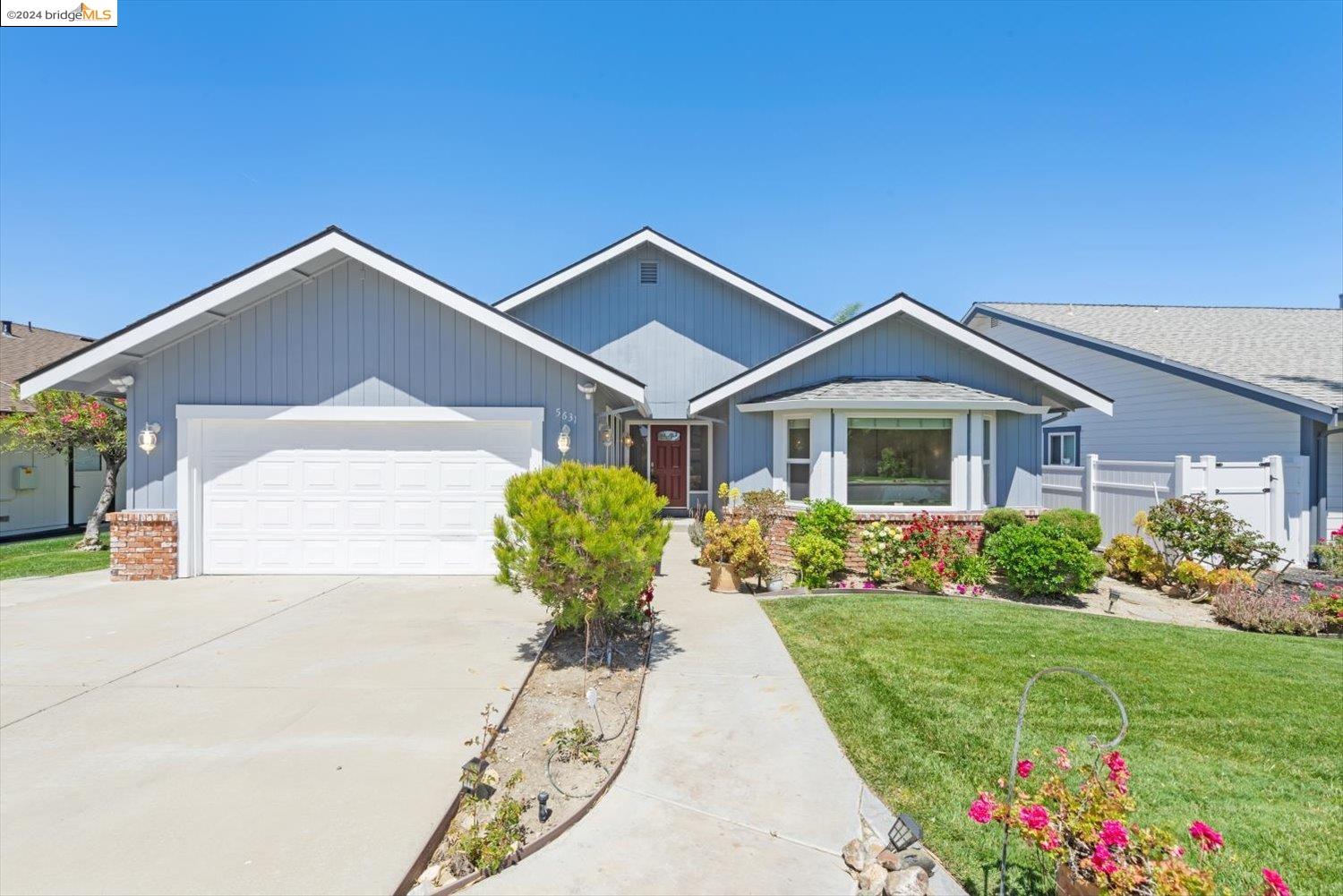 5631 Starboard Dr