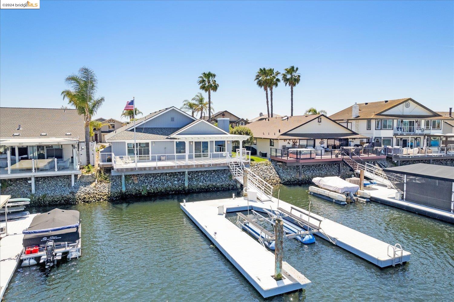 5631 Starboard Dr