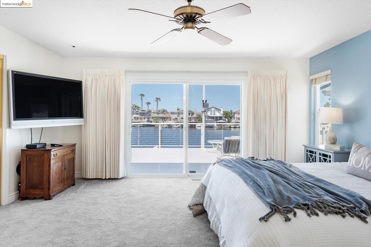 5631 Starboard Dr