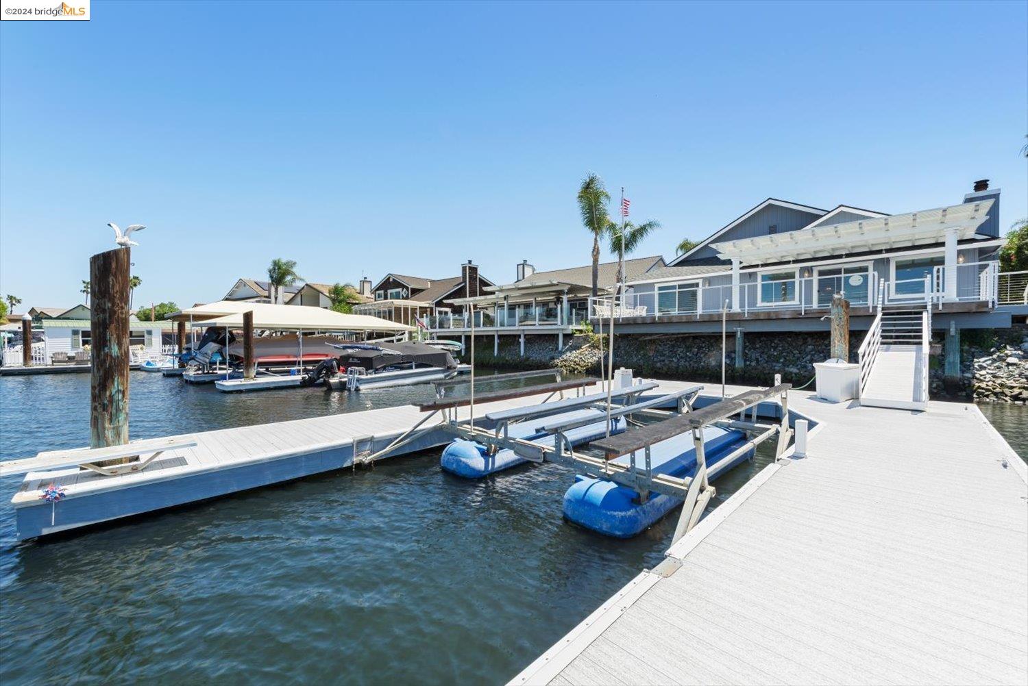5631 Starboard Dr