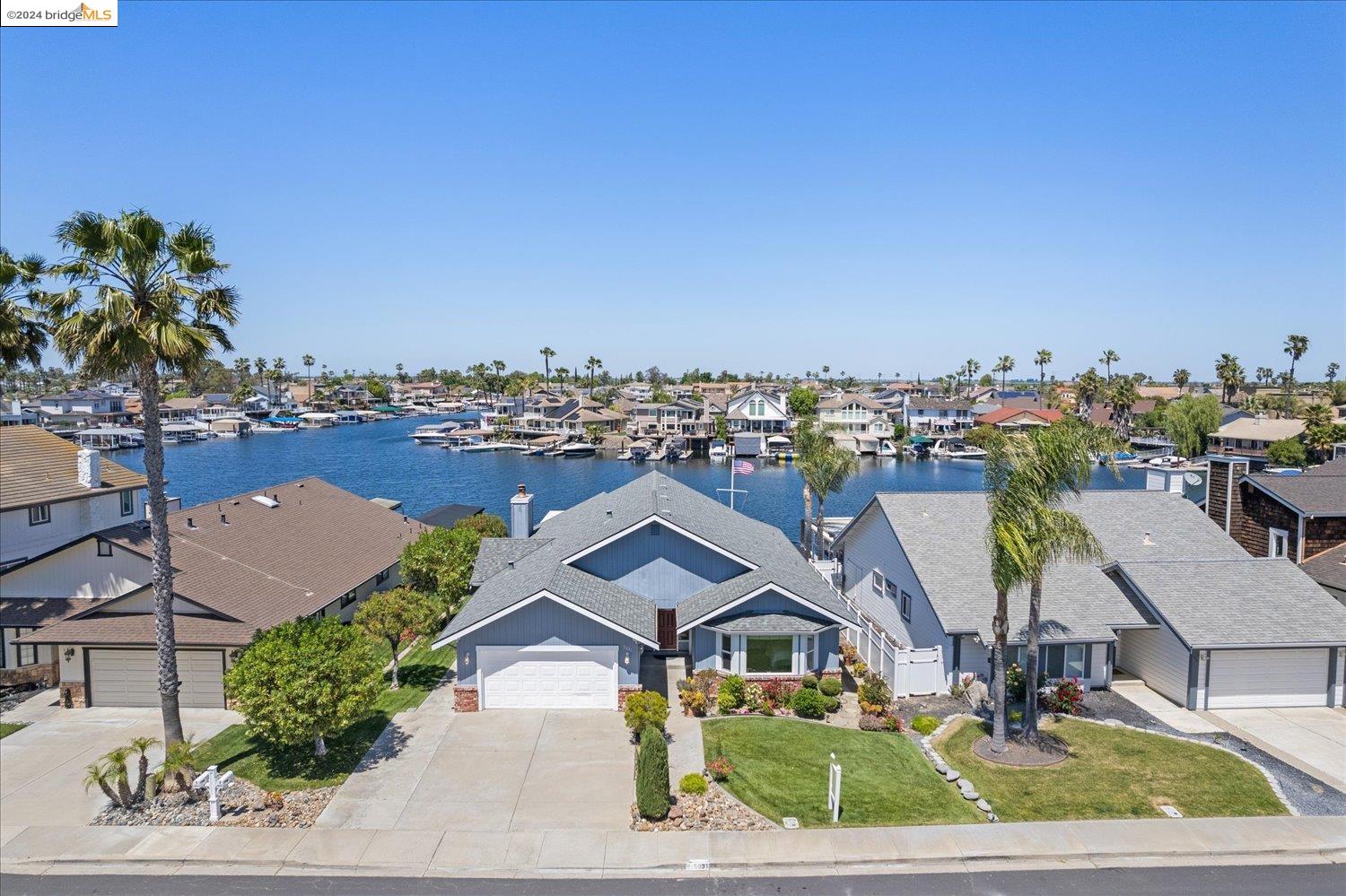 5631 Starboard Dr