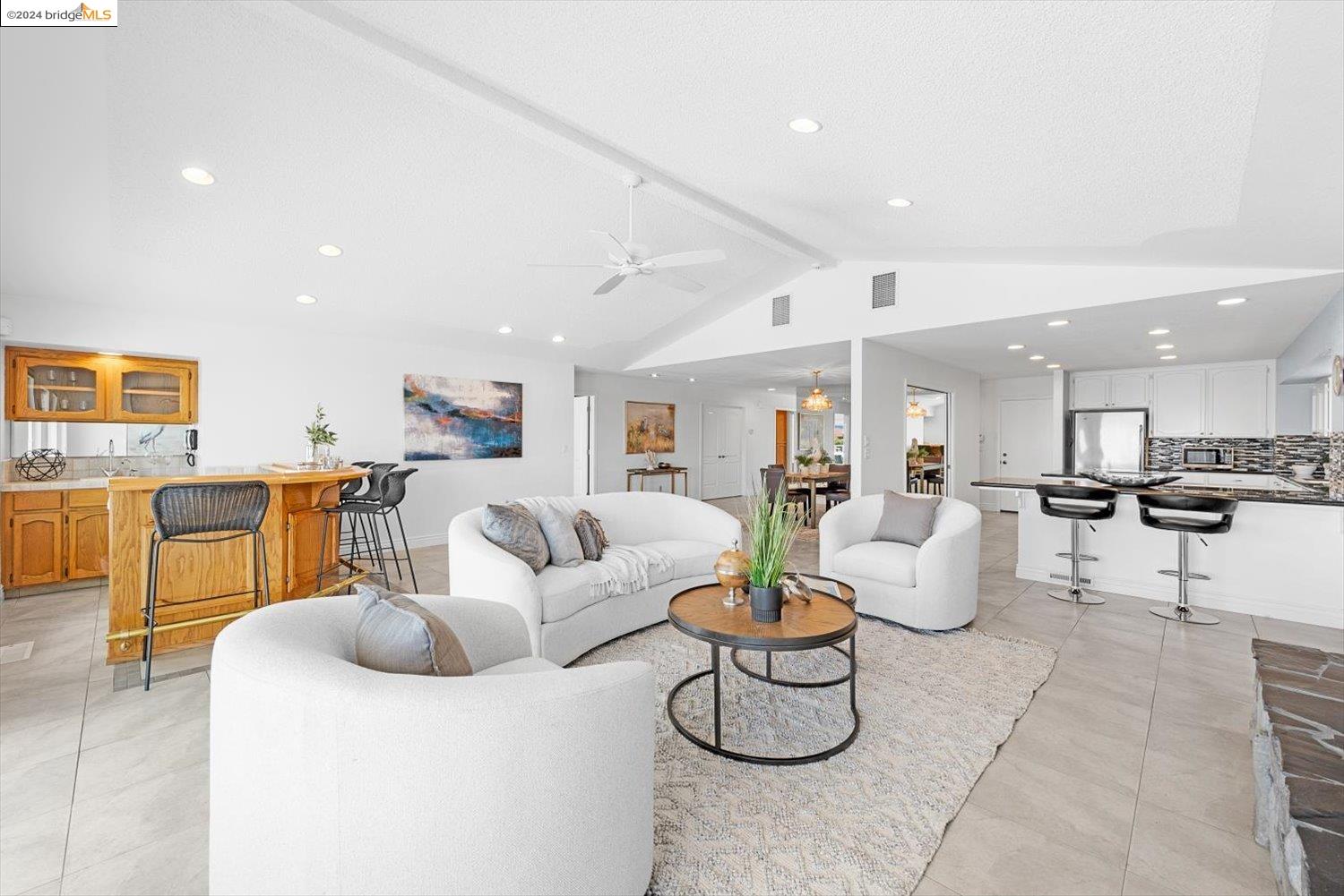 5631 Starboard Dr