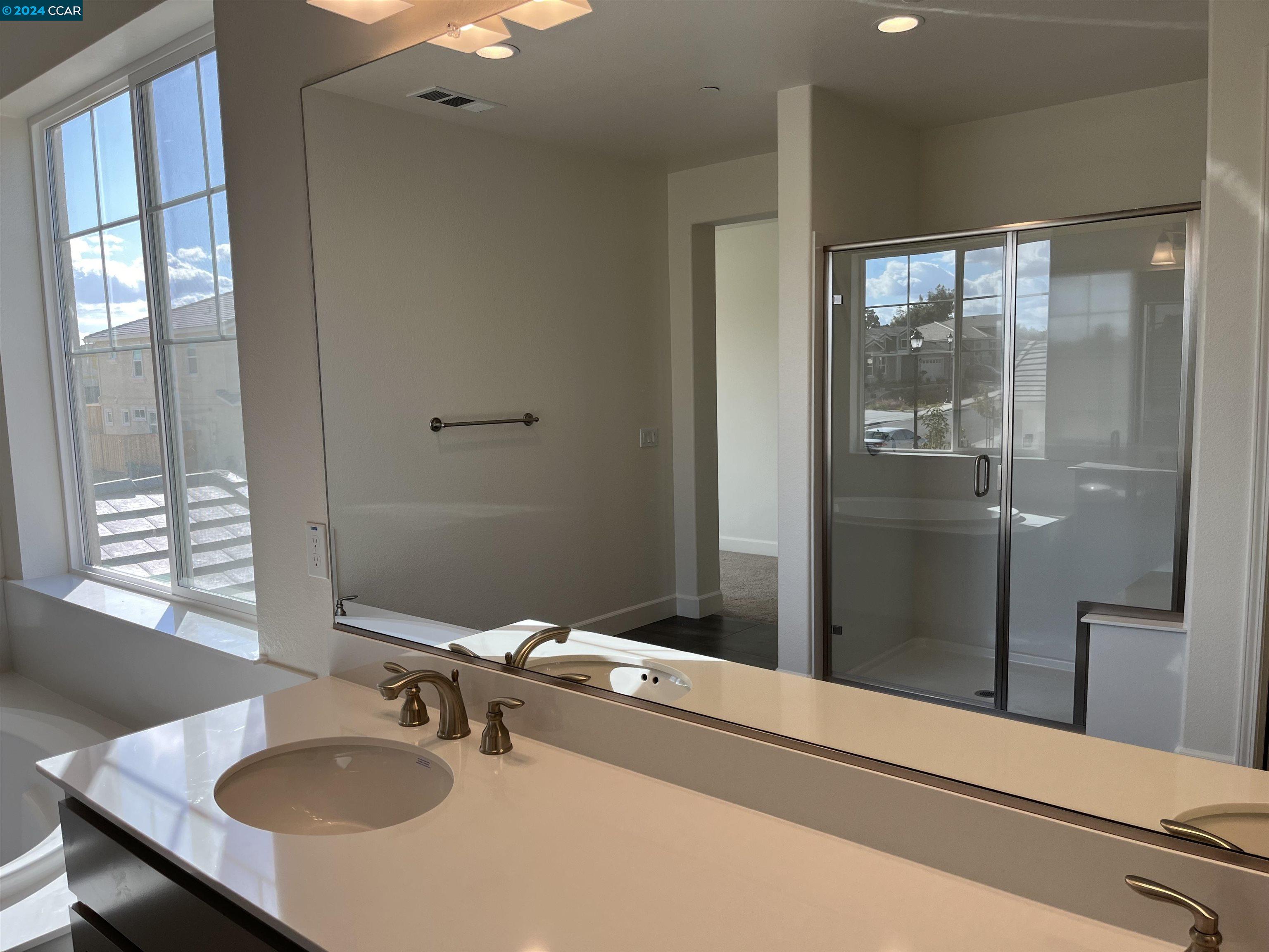11 Grapevine Ct