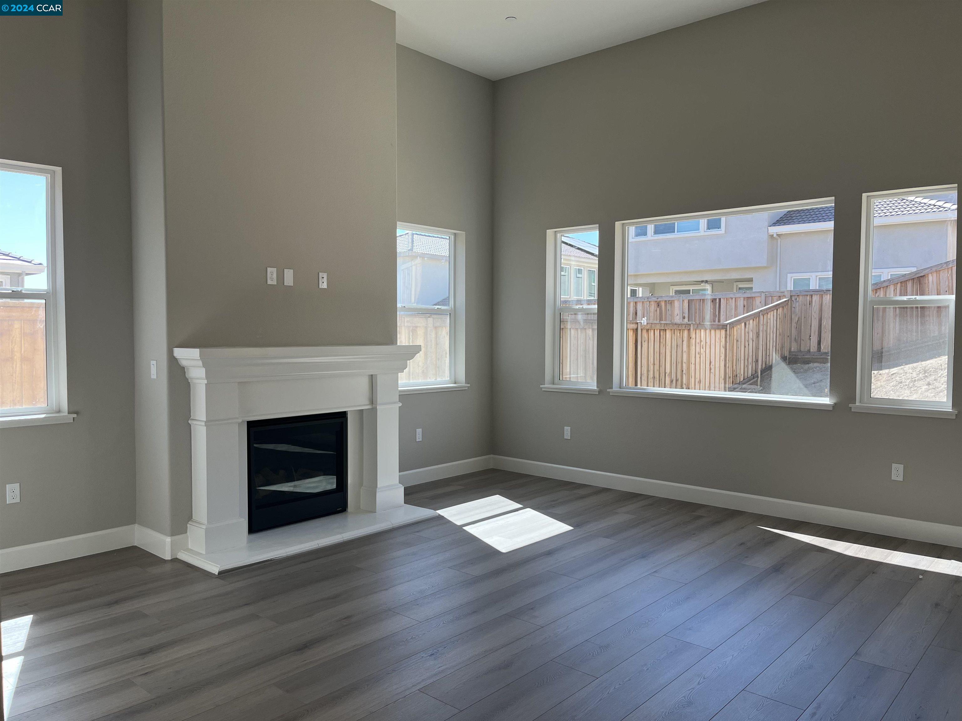3329 Vista Meadows Dr