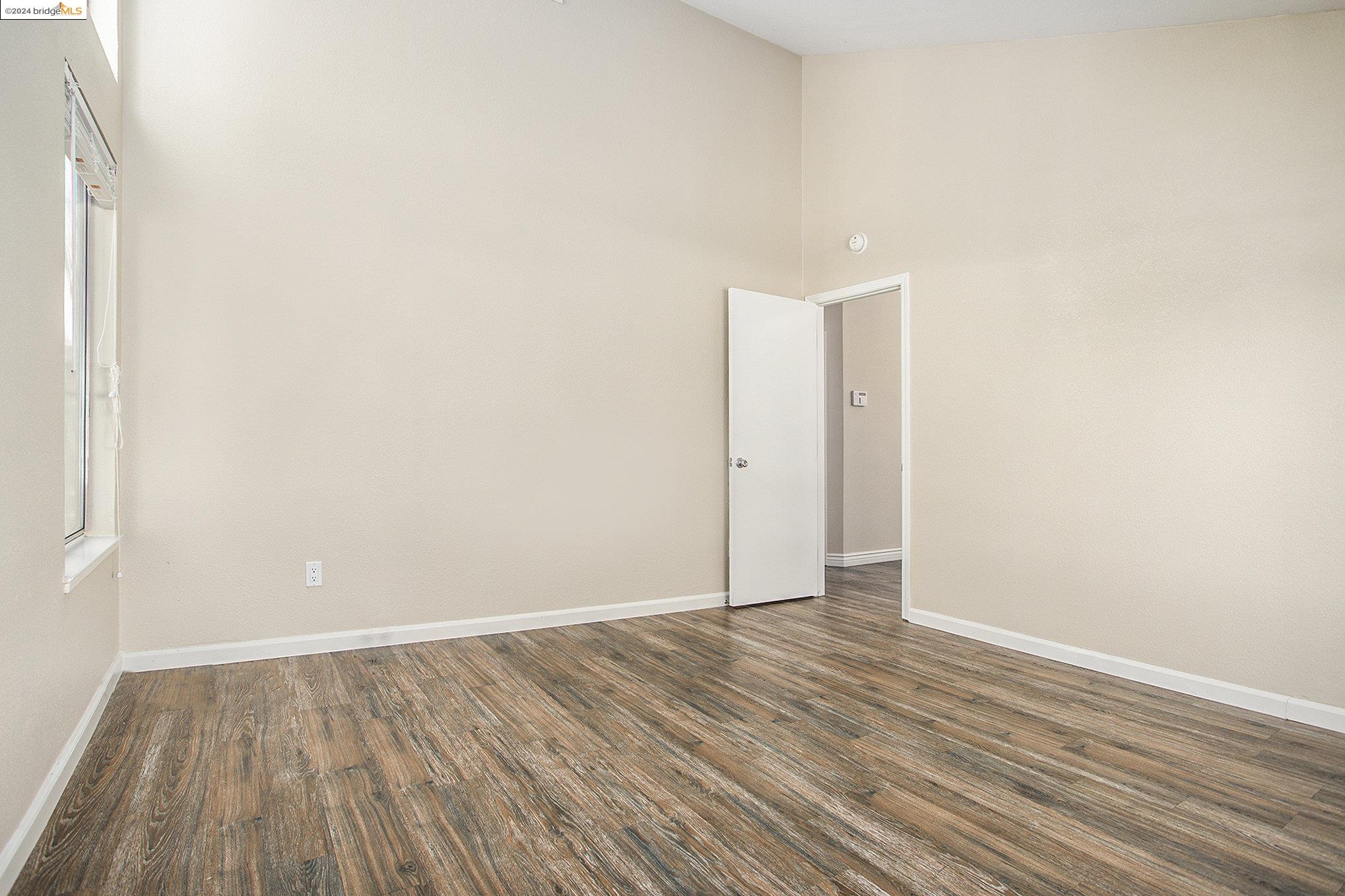 1410 Port Ct
